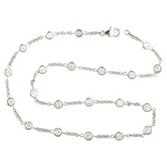Collana a catena con diamanti delicati realizzati in oro bianco 14k