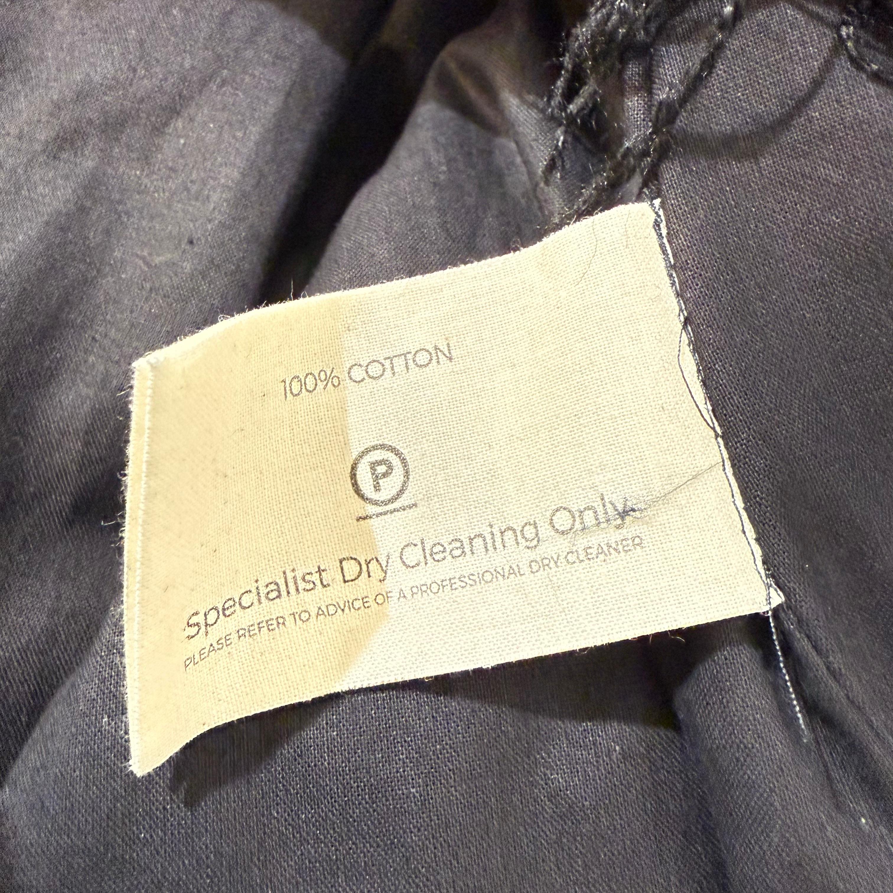 By Walid London Manteau noir à franges Taille S en vente 2