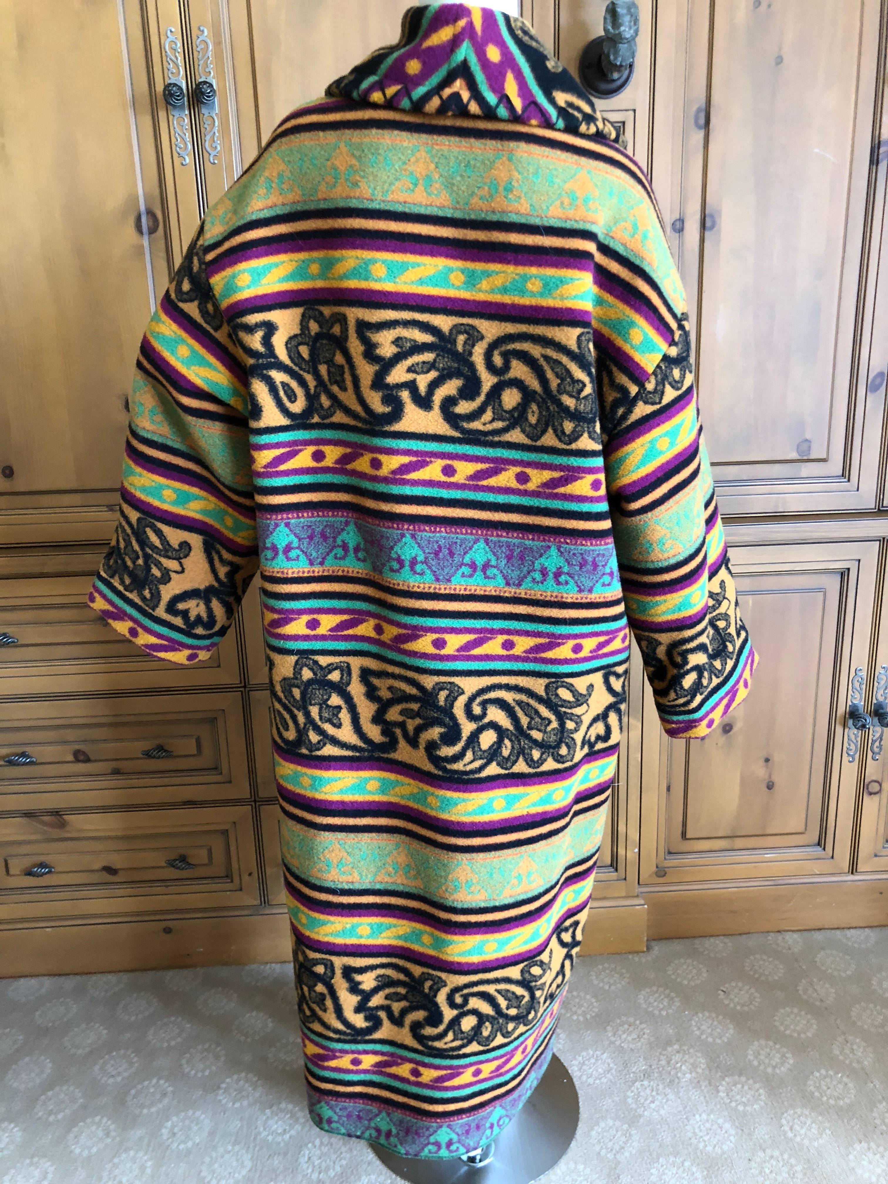 Byblos 1970's Blanket Coat by Gianni Versace In Excellent Condition For Sale In Cloverdale, CA