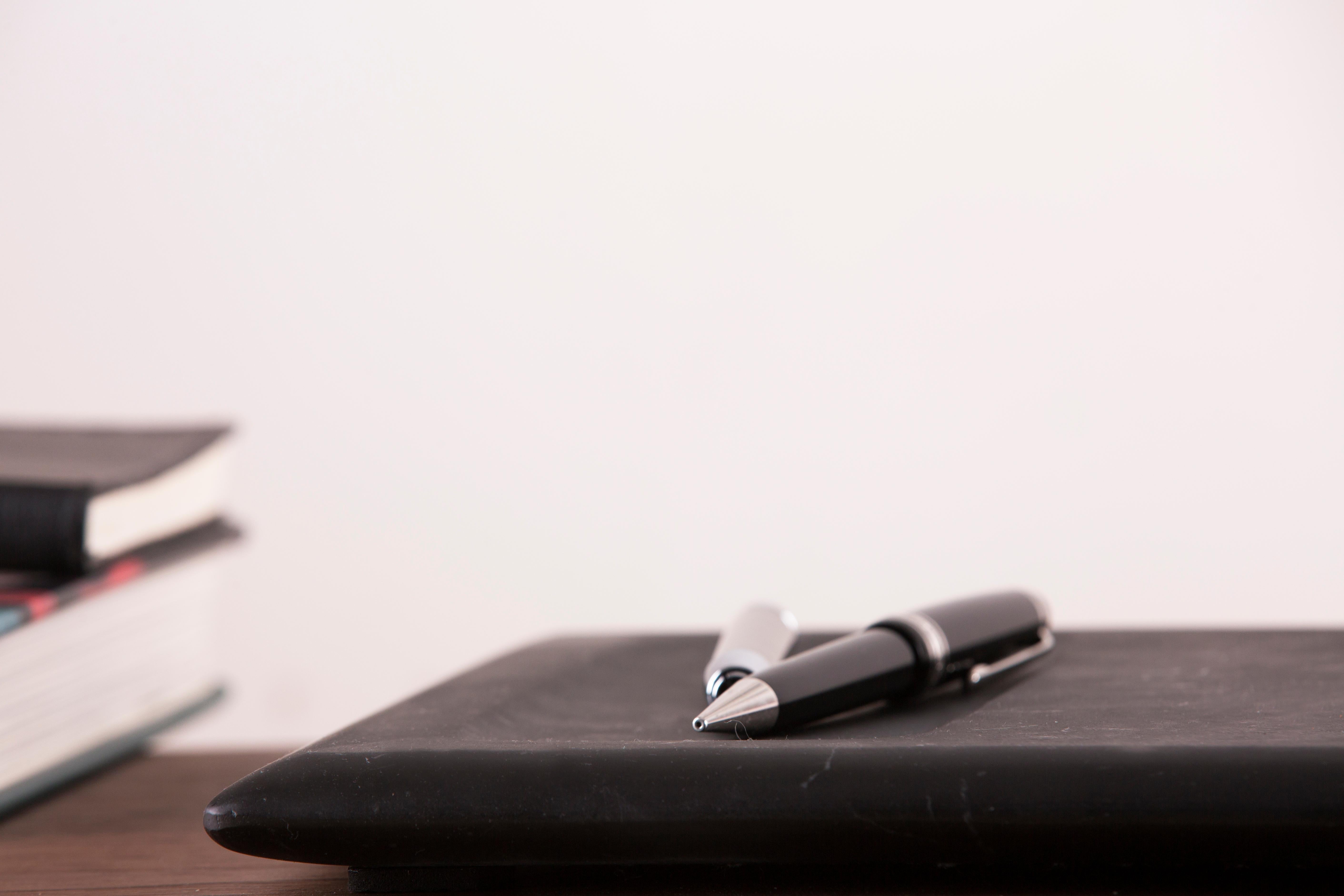 Bymyside desk accessories by Rectangle Studio
Dimensions: W 25 x D 2 x H 48 cm 
Materials: Black marble

Bymyside desk is a complementary design accessory that is manually shaped, which functions according to the user's need.
Texture and