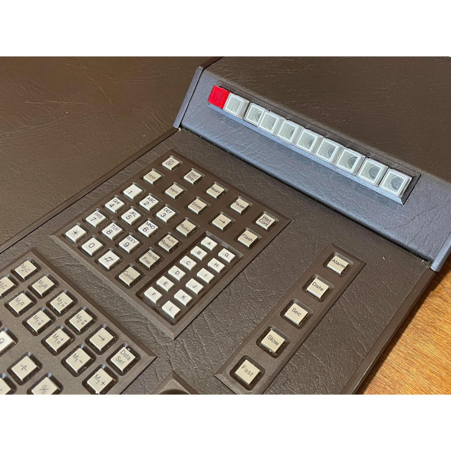 Bynamics Leather Desk Director Phone System Six Hundred, 1985 In Good Condition In Chattanooga, TN