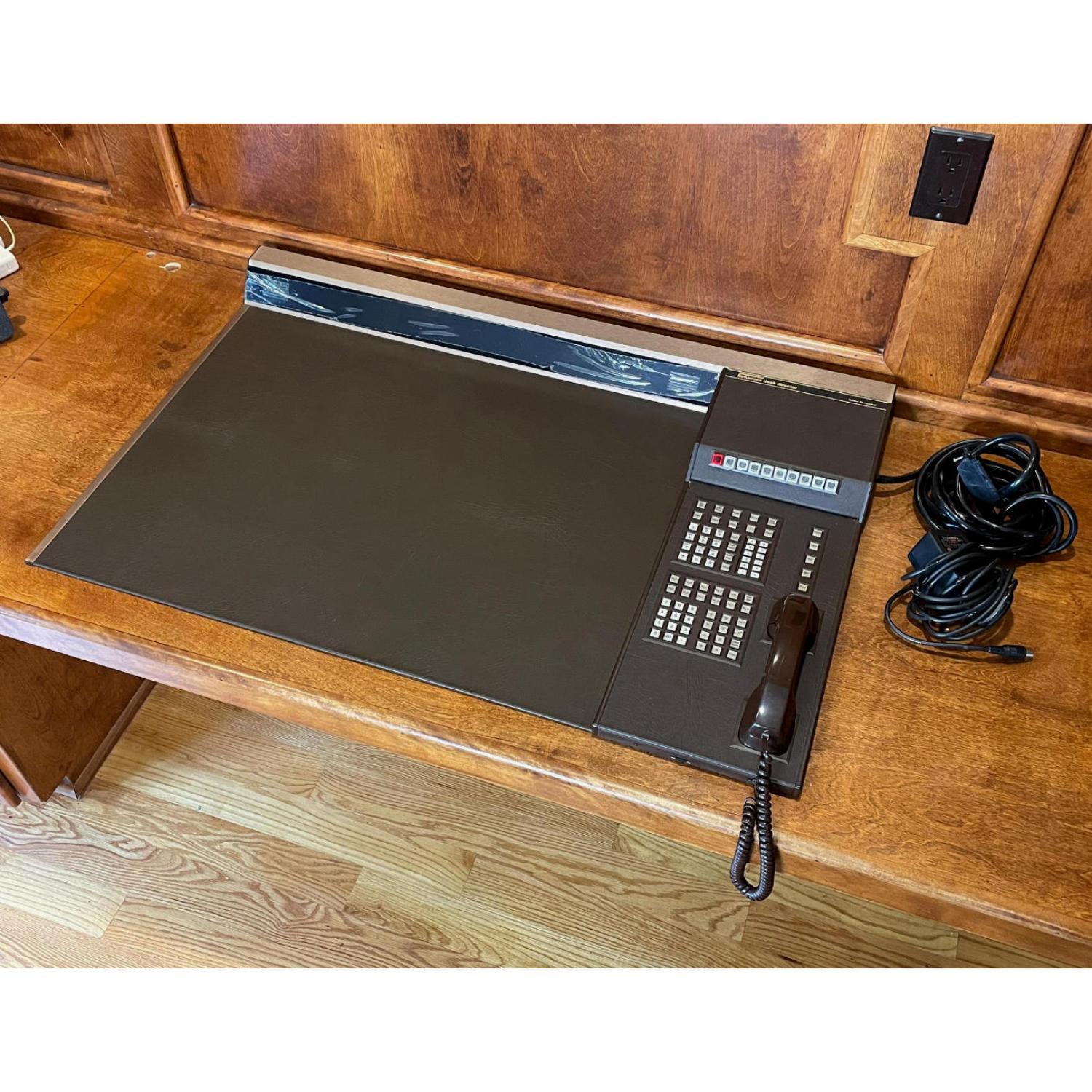 Bynamics Leather Desk Director Phone System Six Hundred, 1985 1