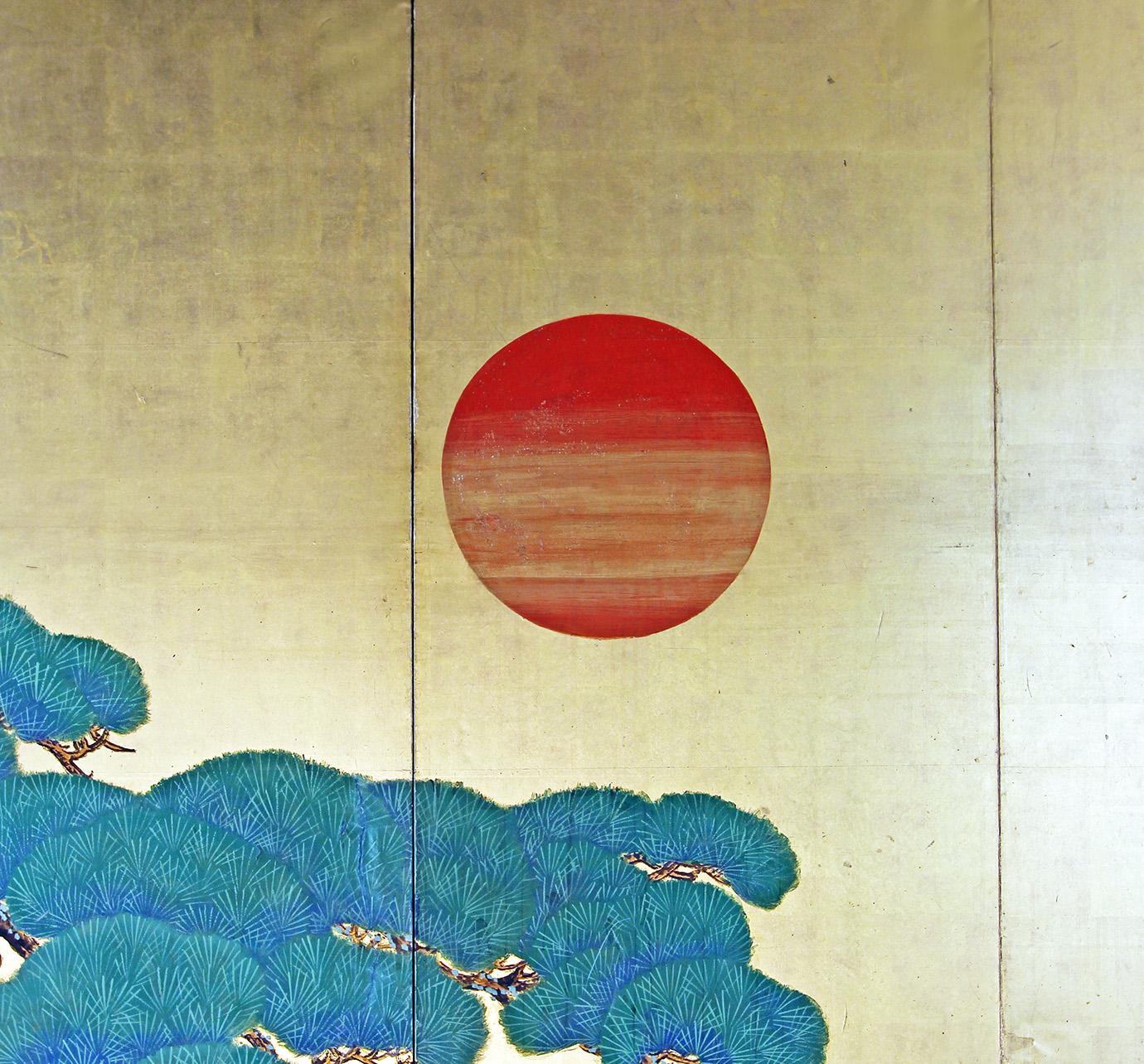 Byobu - Paravento giapponese a foglia d'oro Kano School Pine Sun In condizioni buone in vendita a Brescia, IT