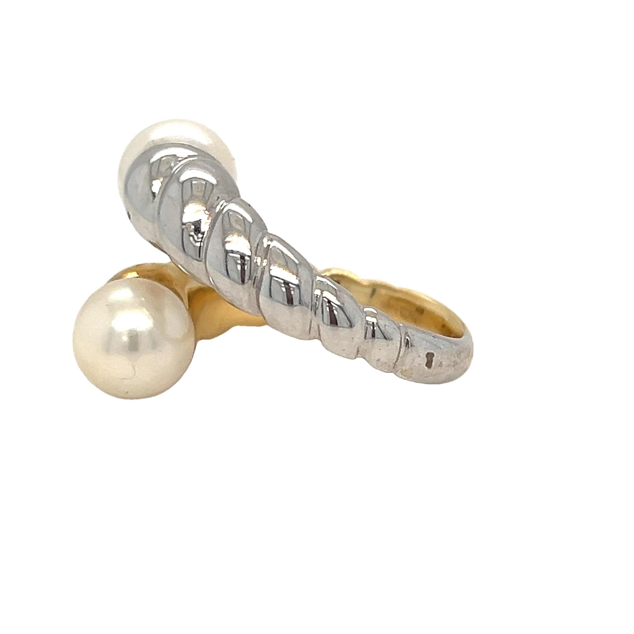 Round Cut Bypass Pearl Ring in Two Tone 18k Gold For Sale