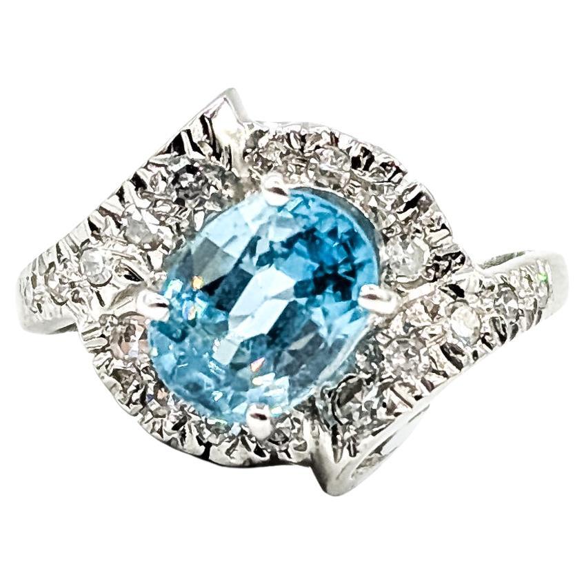 Bague bypass en zircon et diamant en 14k en vente