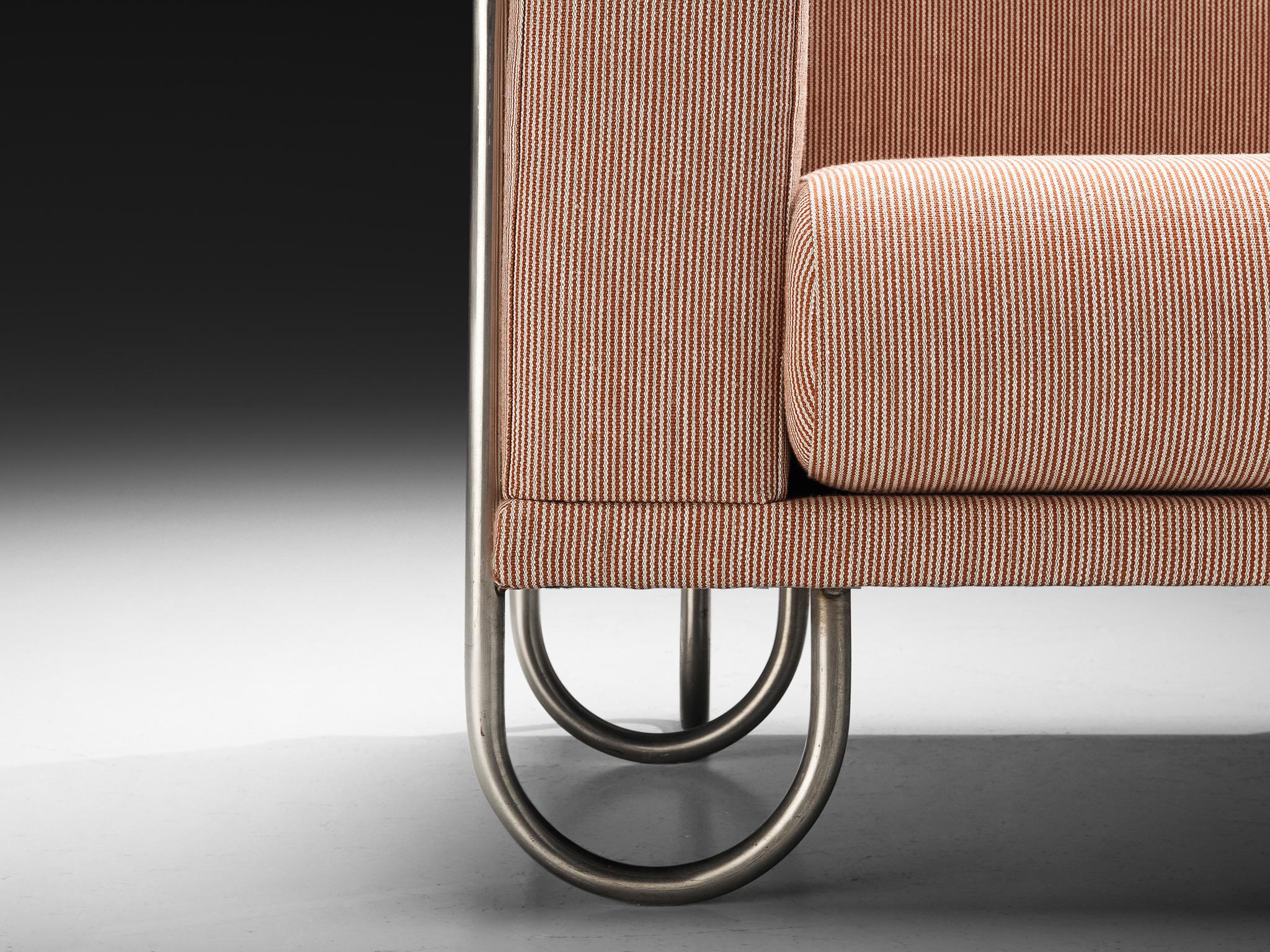 Byron Botker for Landes Lounge Chair with Tubular Frames in Light Pink In Good Condition For Sale In Waalwijk, NL