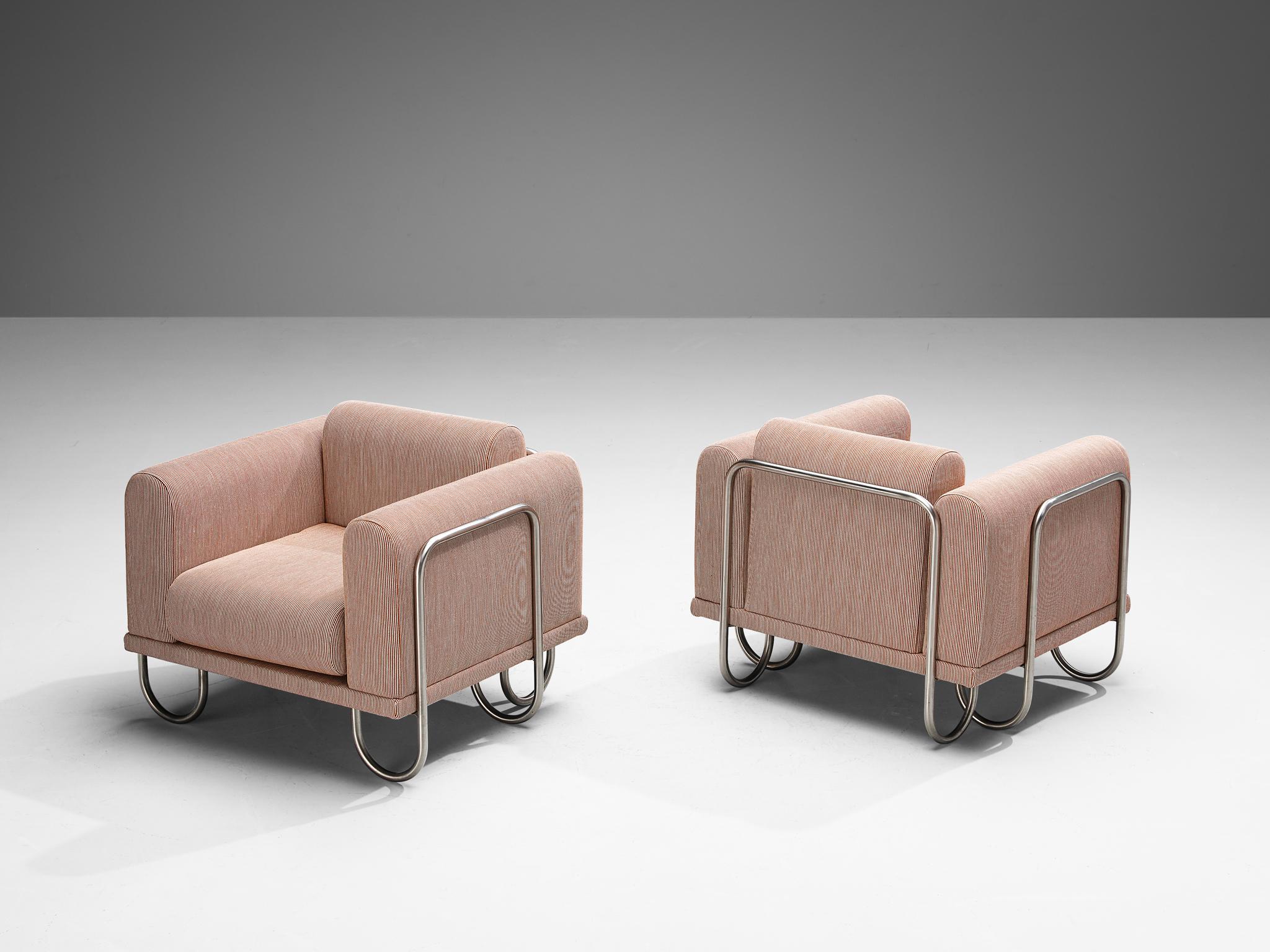 Byron Botker for Landes, lounge chairs, pink fabric, chrome-plated steel, United States, 1970s

A comfortable easy chair that features a curved, chromed tubular frame. The frame appears to be an ongoing curved line, moving upwards to support the