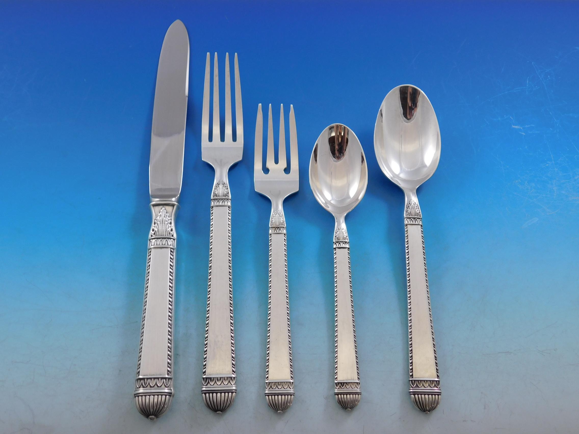 Vera Wang silverware is made in a heavier sterling silver than standard patterns. The pieces are large and impressive Continental size.

Bysantium by Vera Wang sterling silver flatware set, 40 pieces. This set includes:

8 dinner size knives, 9