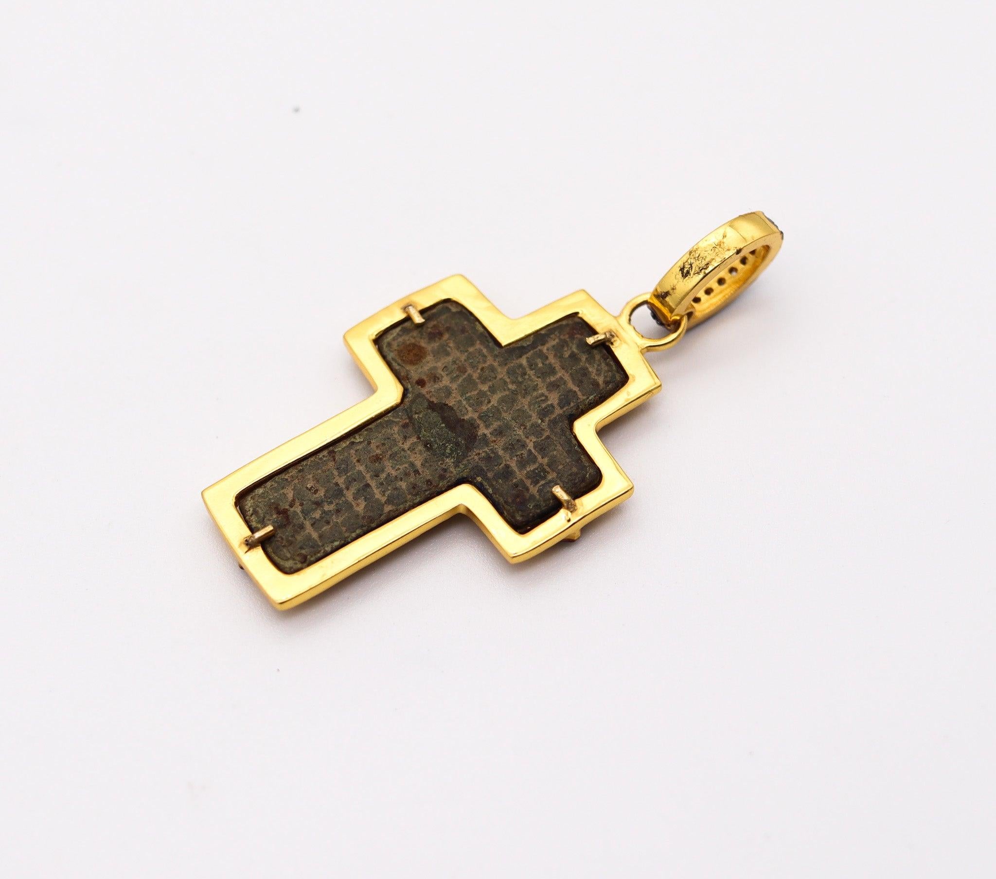 BYZANTINE 1780 Orthodox Cross In Copper 18Kt Vermeil Sterling With Diamonds In Excellent Condition In Miami, FL