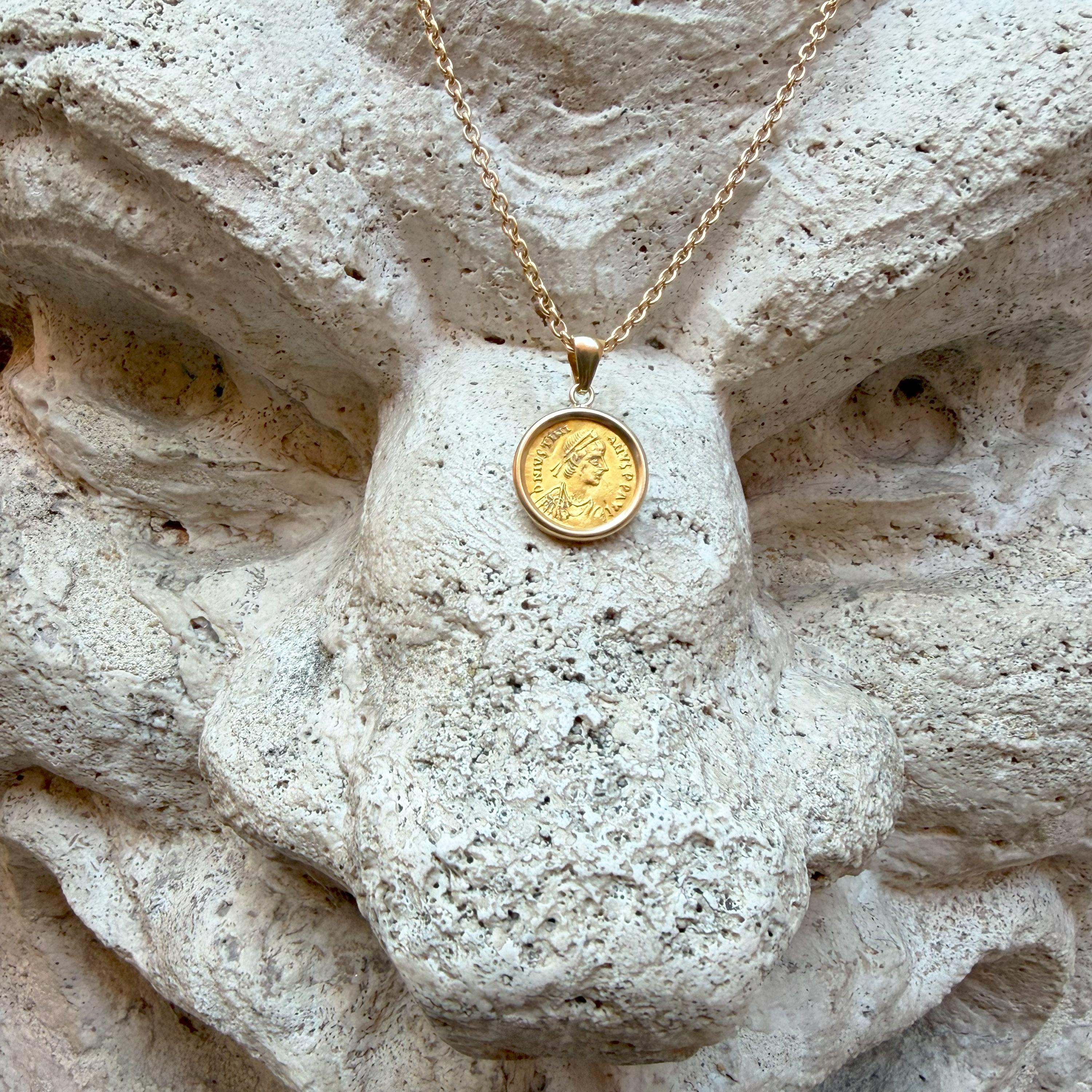 da uomo o donna Byzantine 24Kt Gold Coin 6th Cent. AD 18kt Pendant depicting Emperor Justinian I in vendita