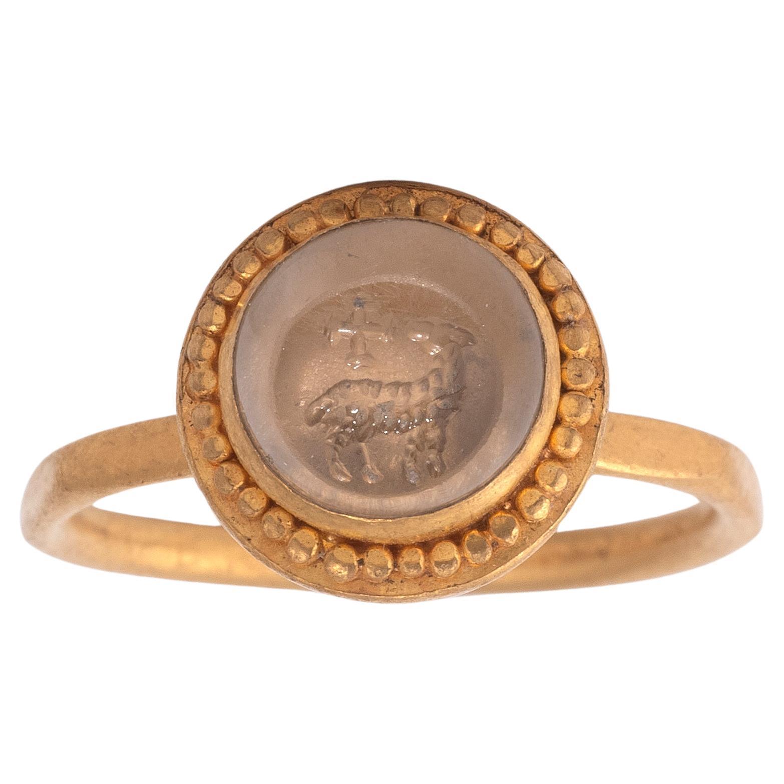 Byzantine Architectural Gold Bishop Ring Set With intaglio For Sale
