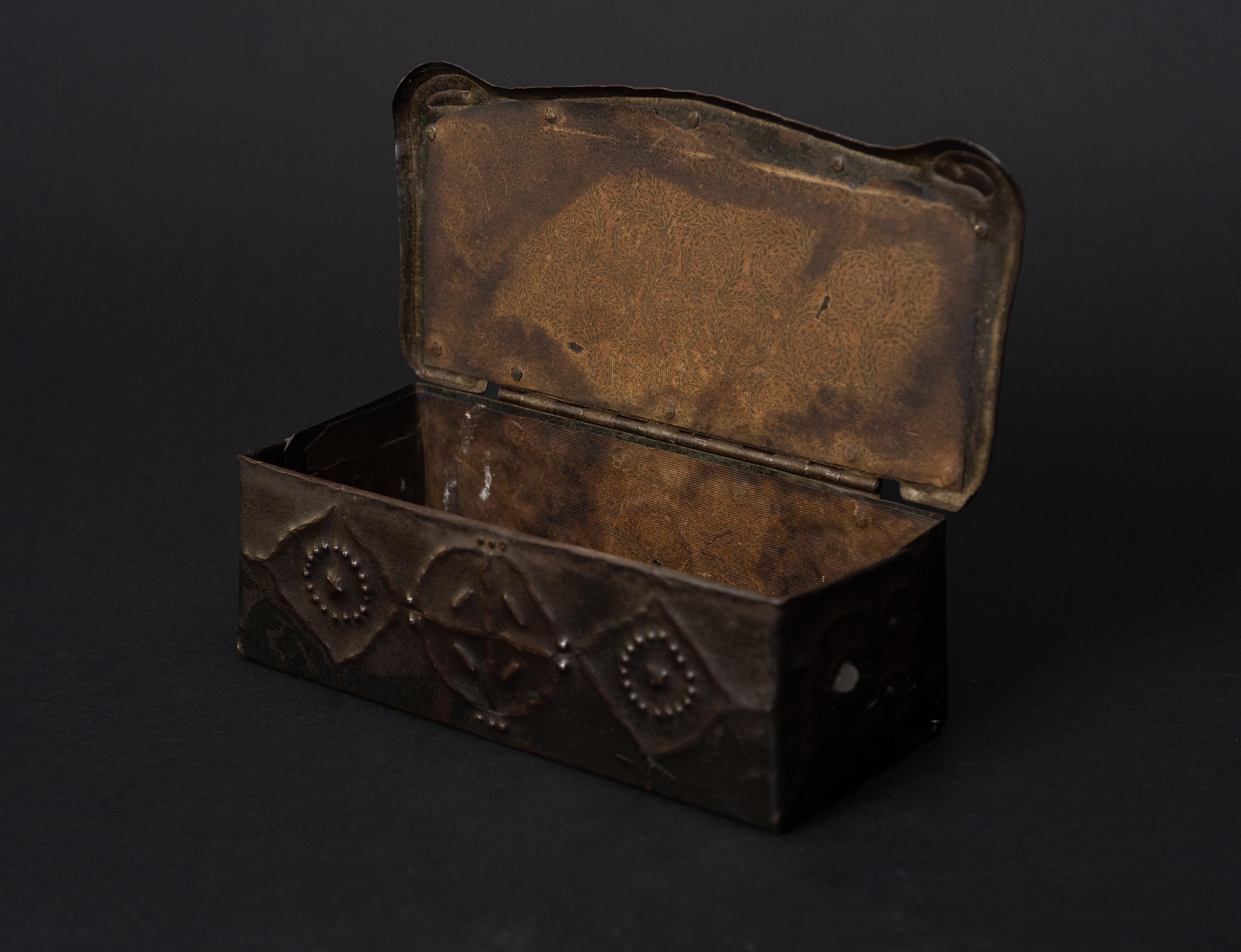 Art Nouveau Byzantine Repoussé Box by Alfred Daguet For Sale 4