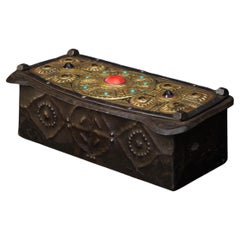 Caja bizantina repoussé Art Nouveau de Alfred Daguet