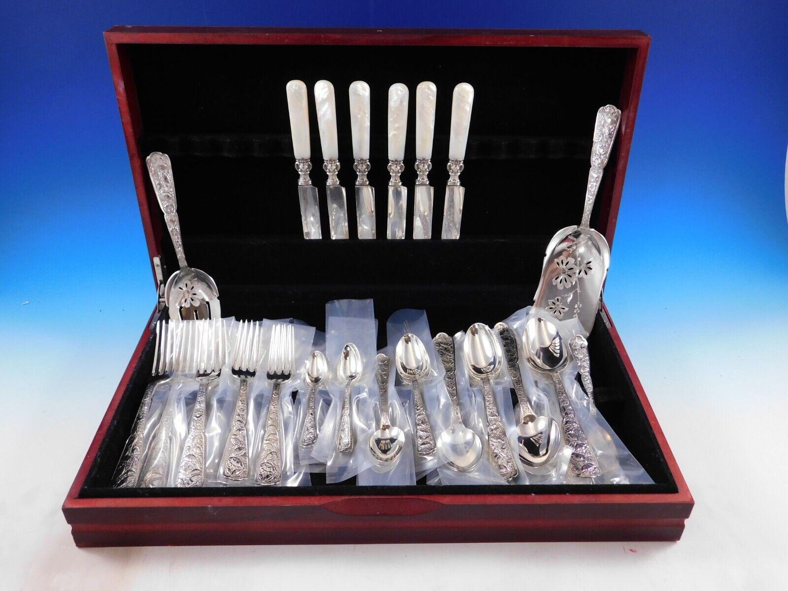 Exceedingly rare Byzantine by Wood & Hughes, circa 1875, multi-motif floral sterling silver Flatware set - 45 pieces (including Mother of Pearl knives). This set includes:


6 Knives, Mother of pearl handle, 8 3/4