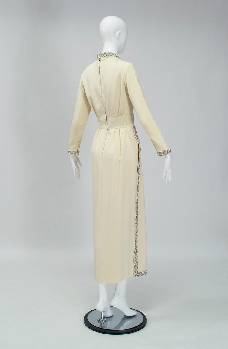 Byzantine Cream Jeweled Silk Modesty-Dressing Panel Skirt Wedding Gown – M, 1968 In Good Condition For Sale In Tucson, AZ