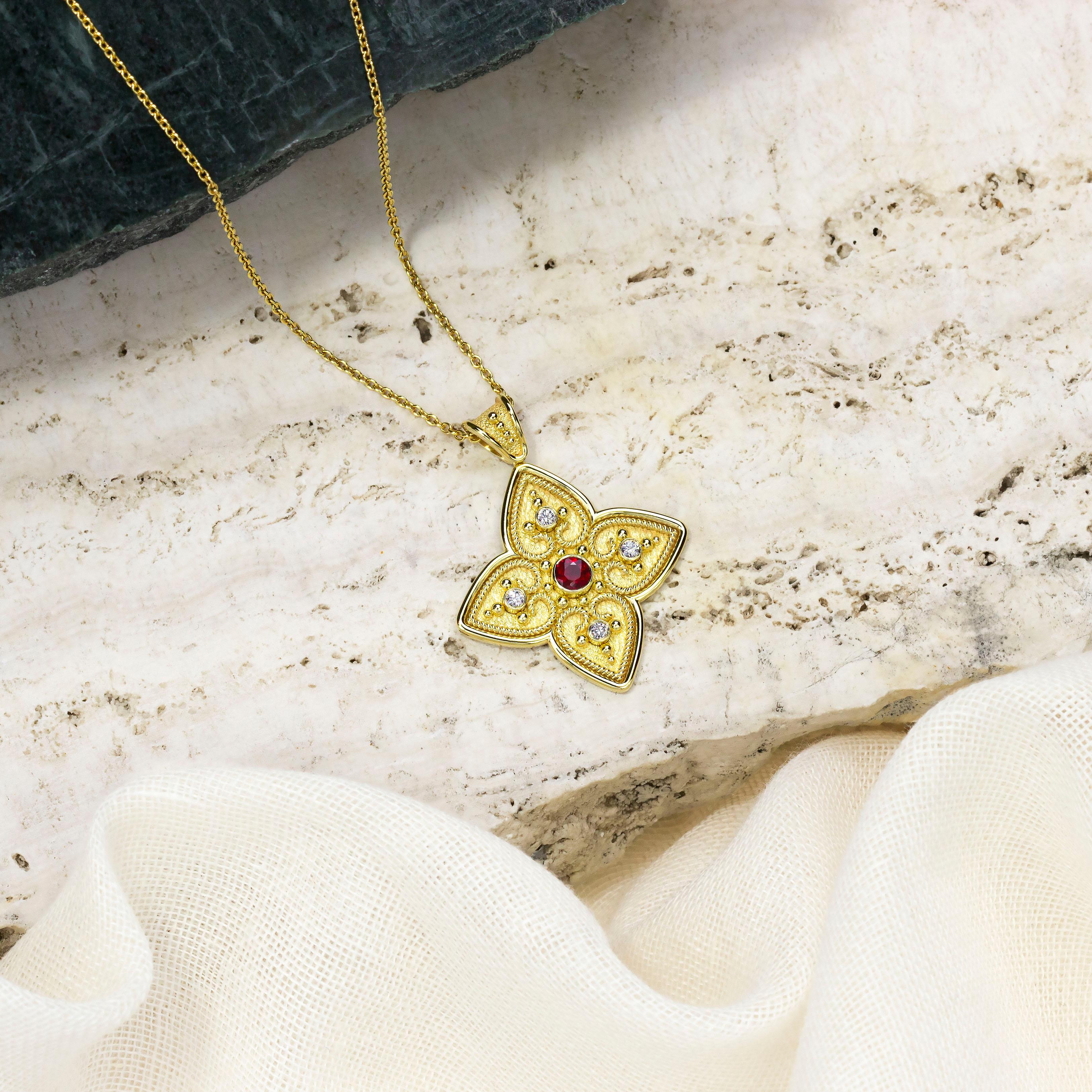 Byzantinischer Kreuzanhänger mit Rubin und Diamanten im Zustand „Neu“ im Angebot in Athens, GR