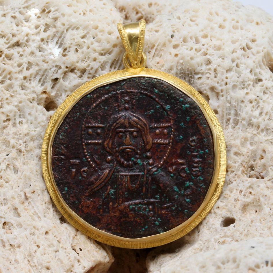 Byzantine Empire 9th Century AD Bronze Bust Of Christ Coin 18K Gold Pendant For Sale 1