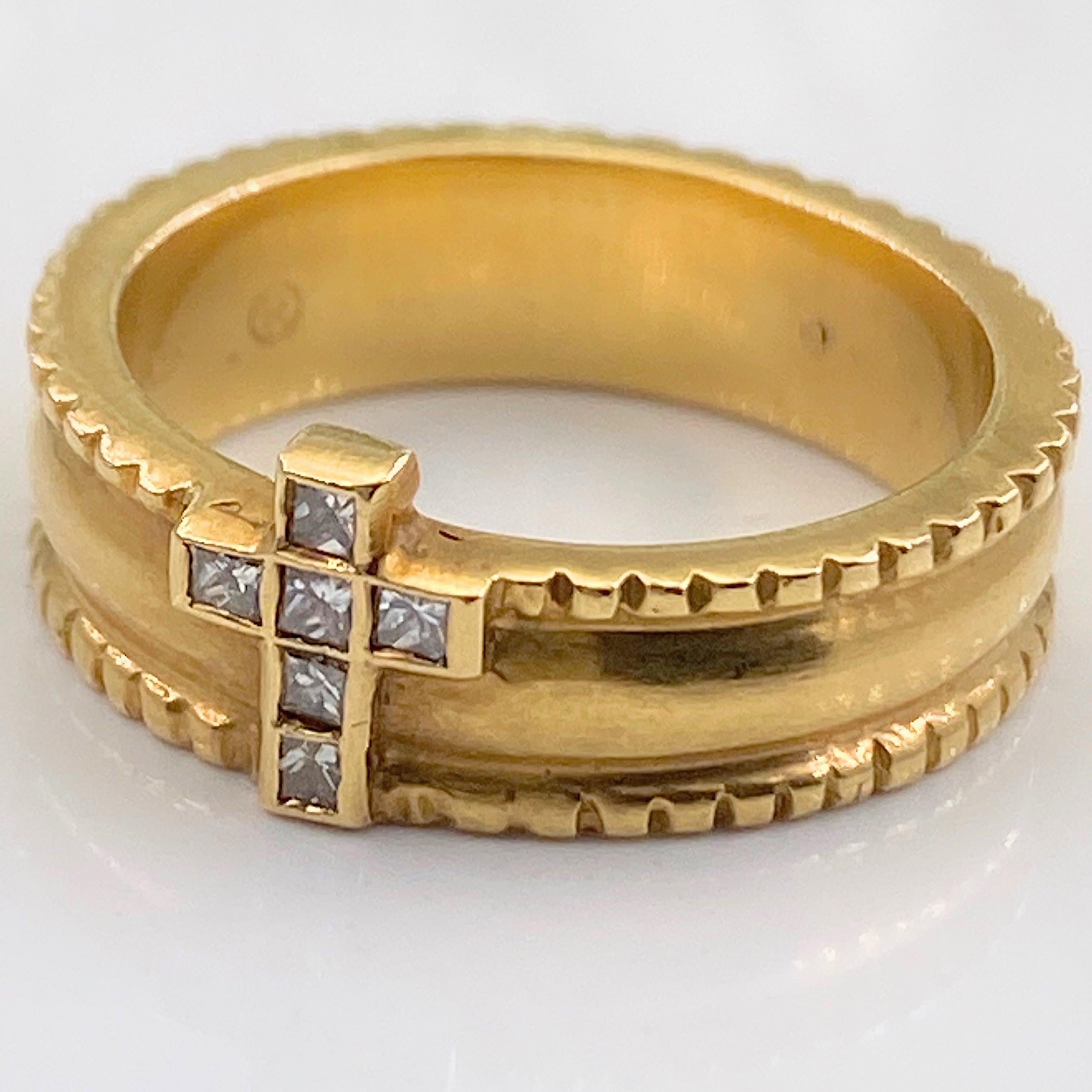 Byzantine Etruscan Diamond Cross 18 Karat Yellow Gold Band 5