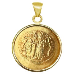 Ciondolo in oro bizantino: Cristo; Michele, Costanzo, Andronico sulla parte posteriore
