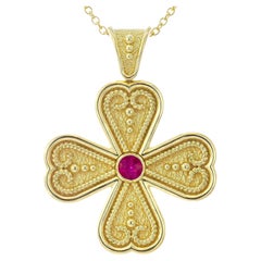 Croix de cœur byzantine avec rubis