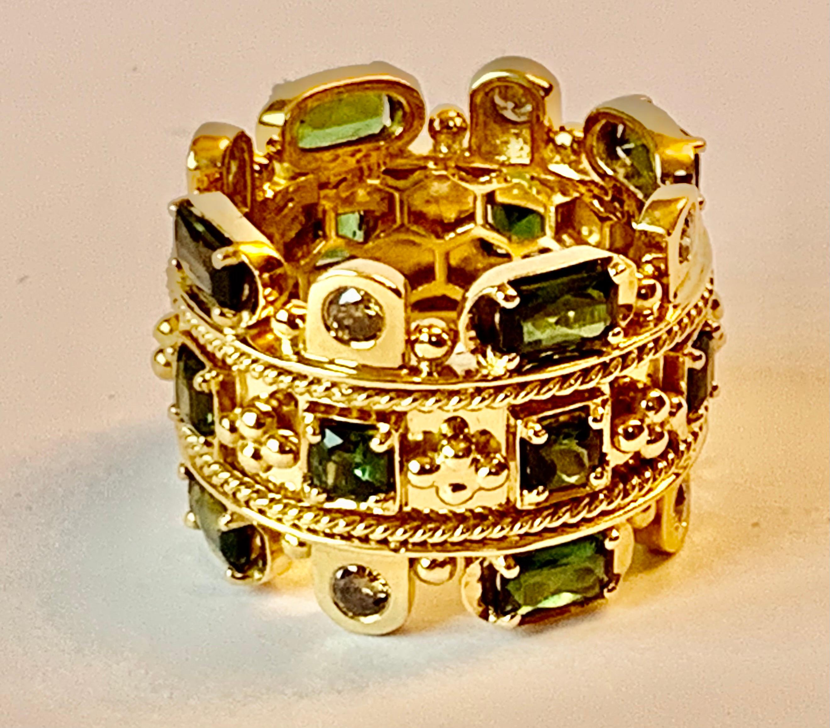 Round Cut Byzantine Inspired 18 Karat Yellow Gold Tourmaline and Diamond Band Ring For Sale