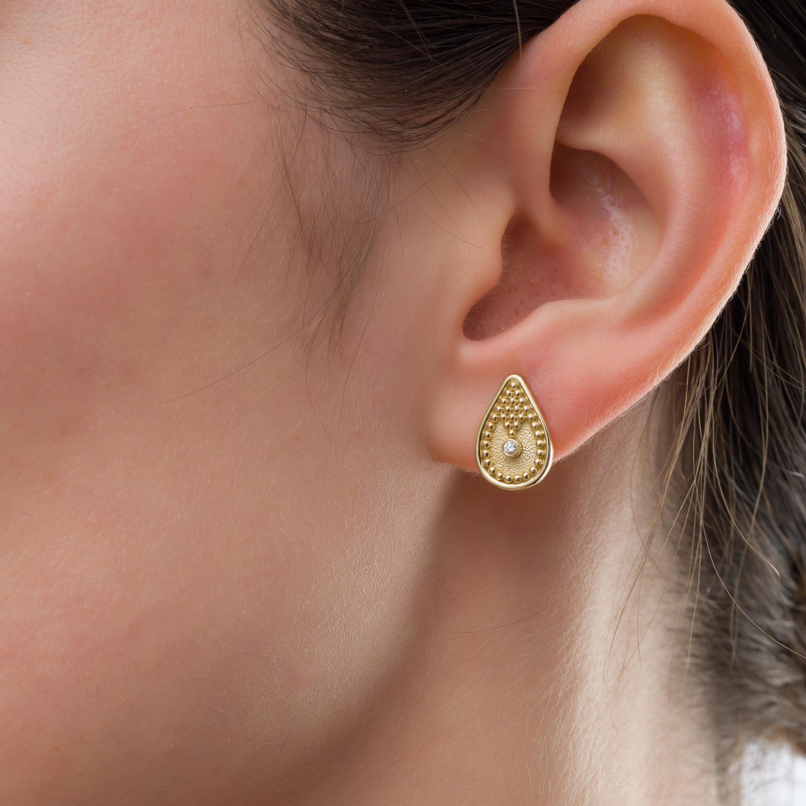 Embrace the allure of our pear-shaped gold earrings, adorned with meticulous granulations and crowned by a sparkling brilliant gem at the heart, an exquisite expression of timeless elegance and sophistication.

100% handmade in our workshop.

Metal: