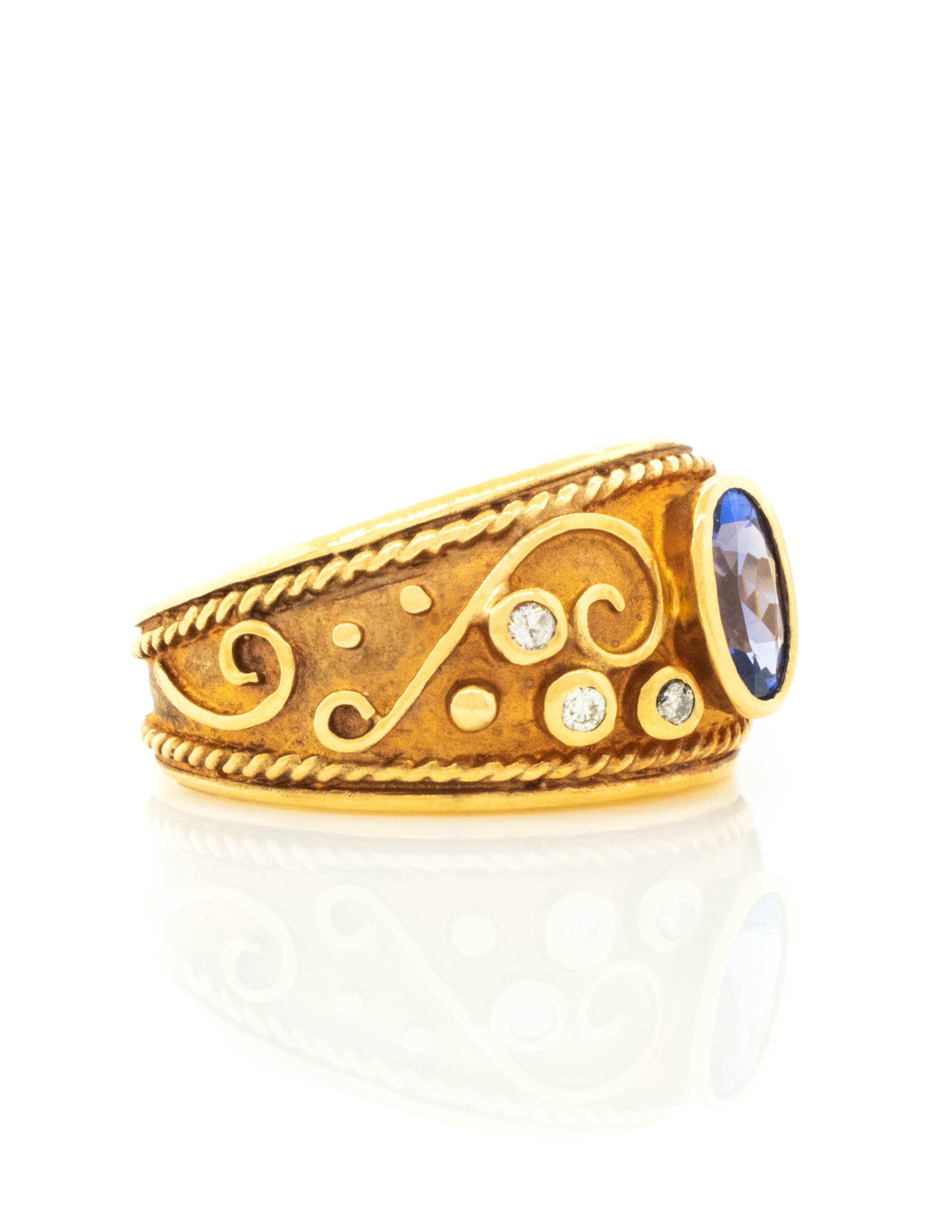 Anillo bizantino con tanzanita ovalada y diamantes montados en oro amarillo de 14 quilates en Nuevo estado para la venta en Boone, NC