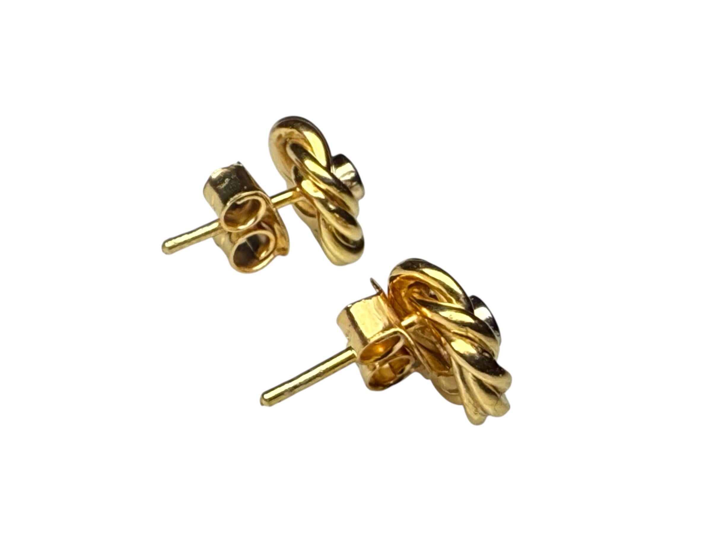 Paire de boucles d'oreilles en or 18K avec diamants de style byzantin Bon état - En vente à Guaynabo, PR