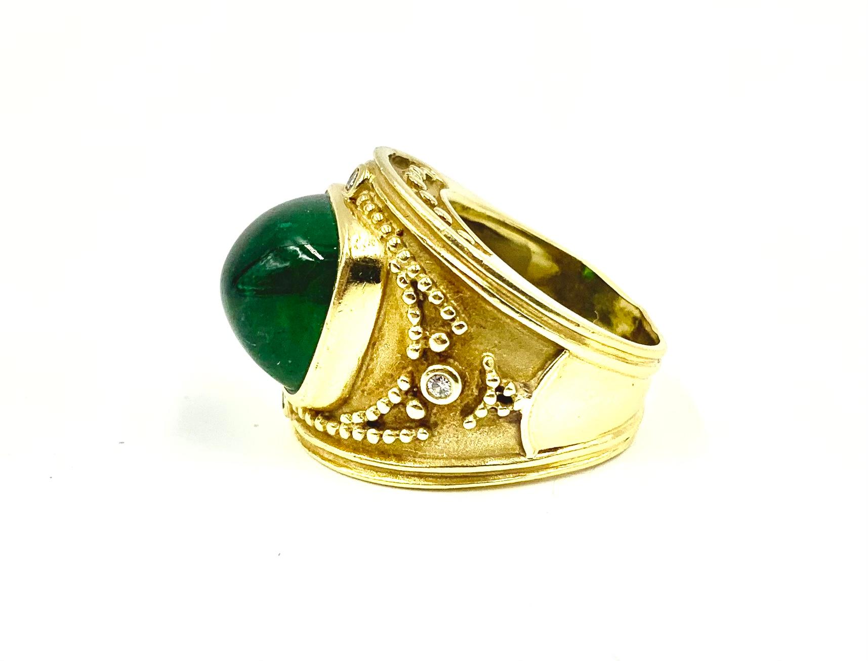 Cushion Cut Byzantine Style Emerald Green Cabochon Tourmaline, Diamond 18K Yellow Gold Ring For Sale