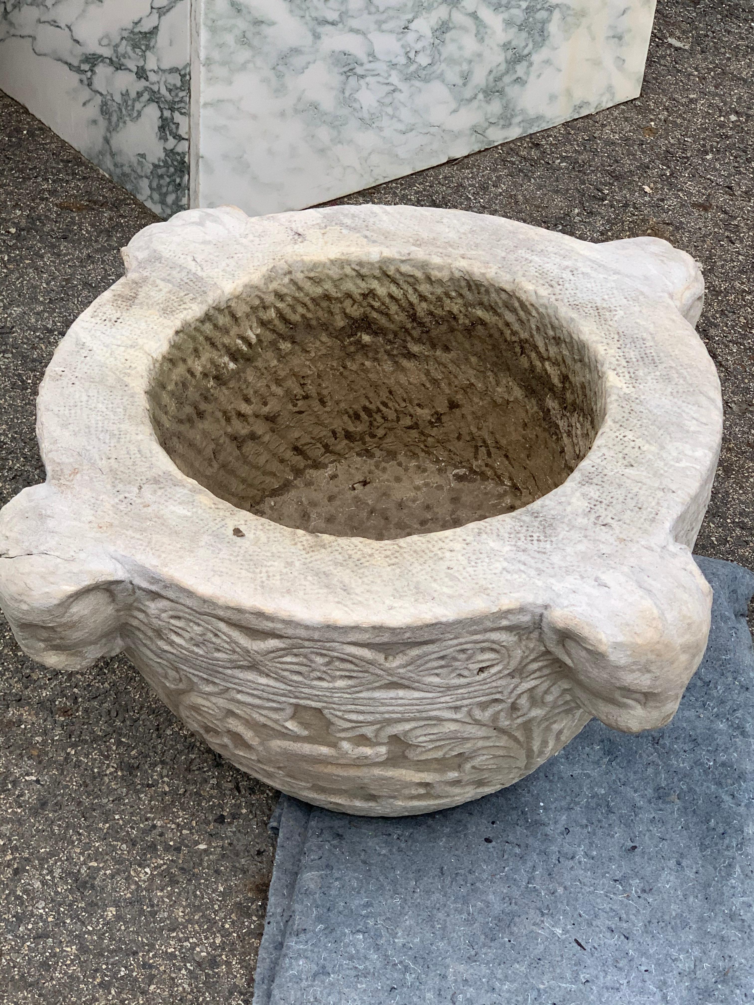 Byzantine Style Marble Baptismal Font on Later Stand In Good Condition For Sale In Essex, MA