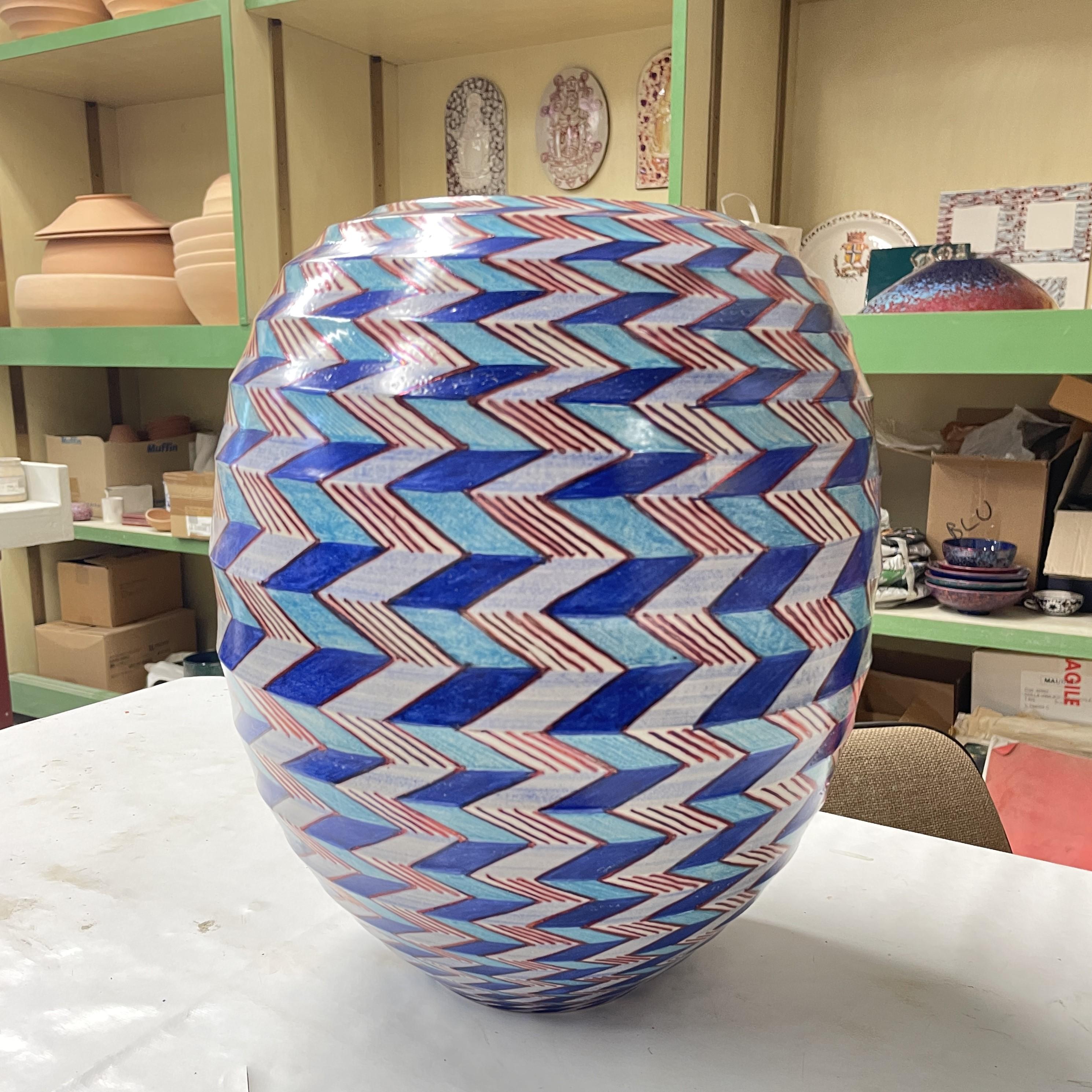 Byzanz Vase Handbemalt Keramik Italien Contemporary 21. Jahrhundert Majoilica (Klassisch-römisch) im Angebot