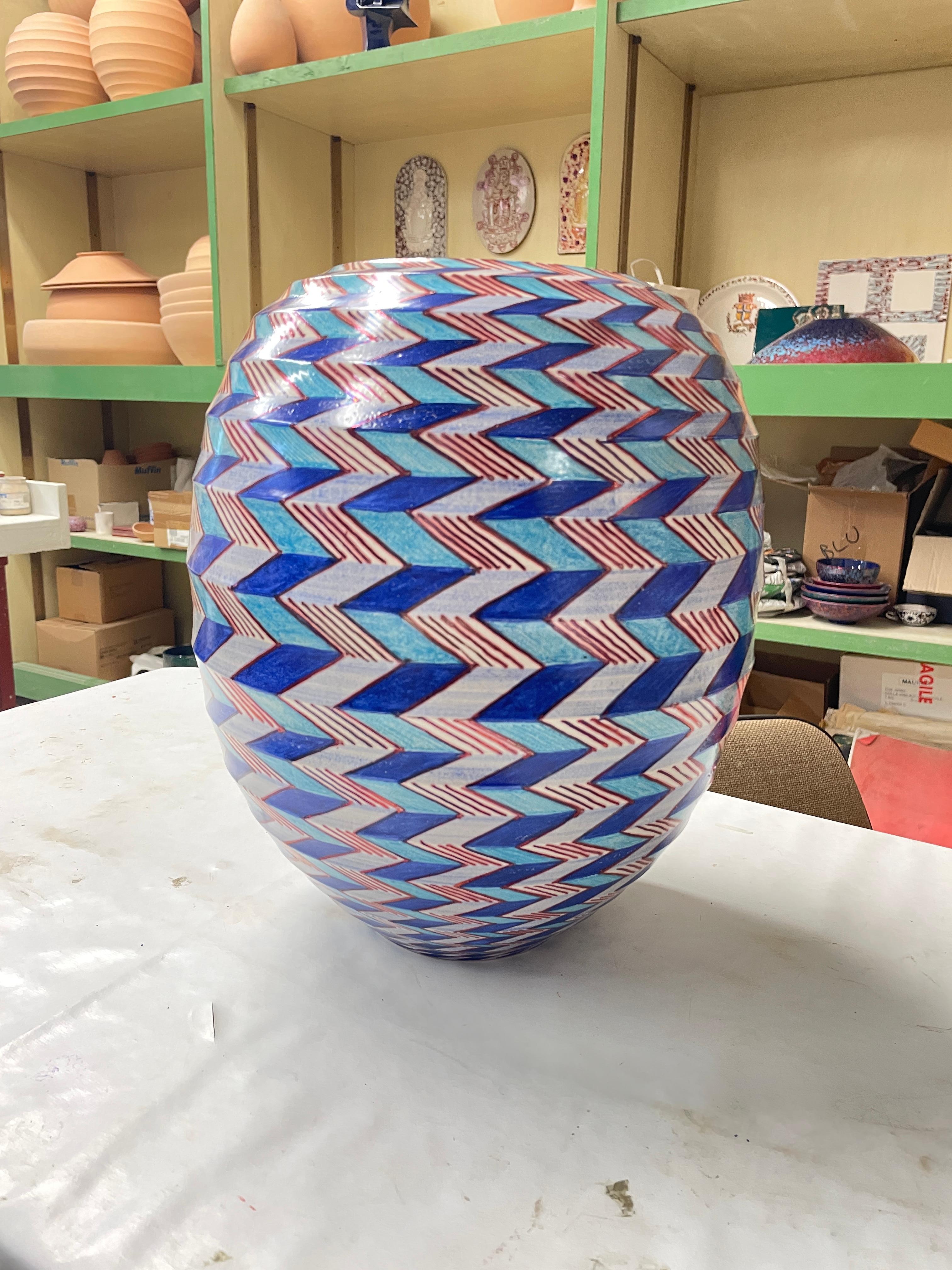 Byzanz Vase Handbemalt Keramik Italien Contemporary 21. Jahrhundert Majoilica (Italienisch) im Angebot