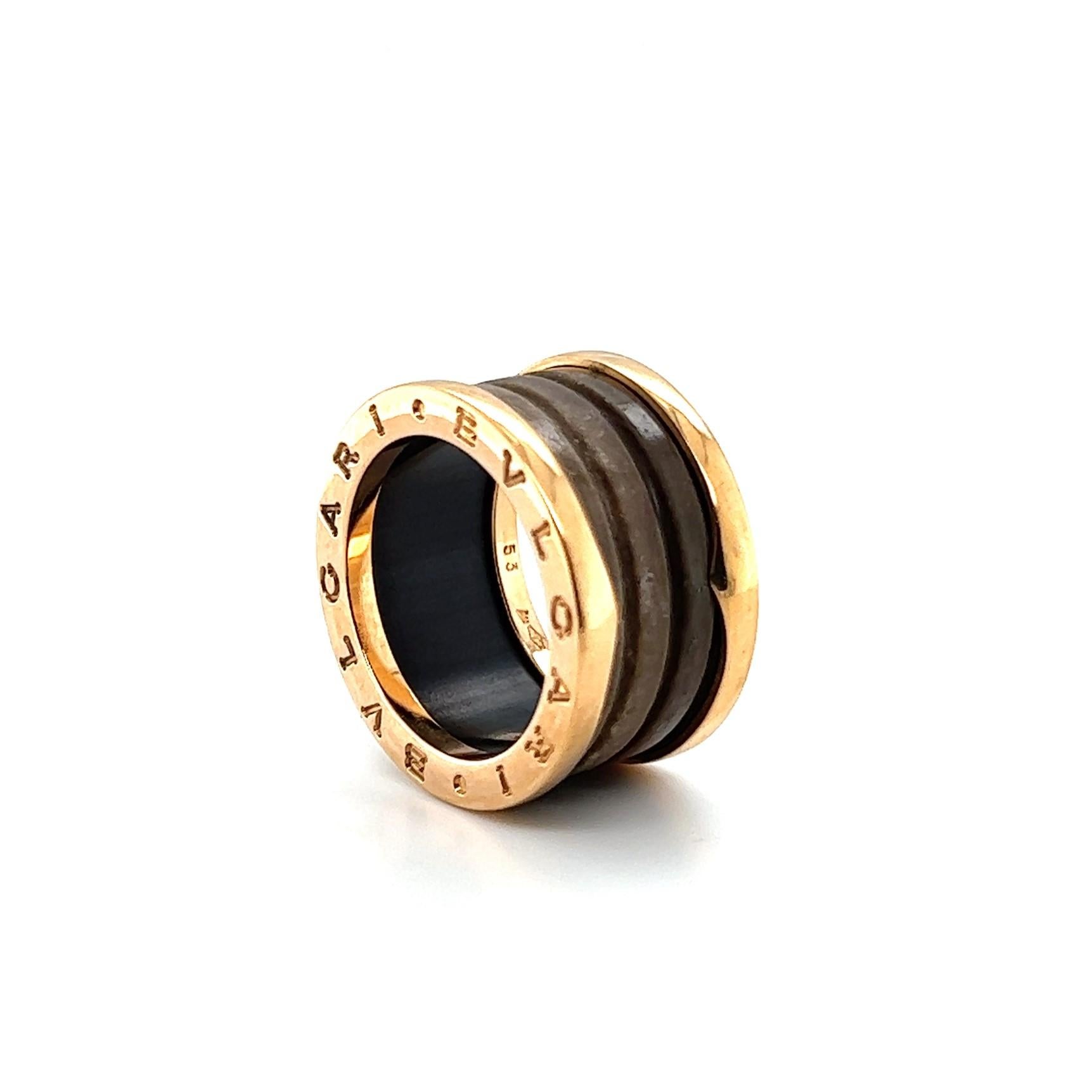 Bzero1 Ring with Agate by Bvlgari in 18 Karat Rose Gold In Good Condition For Sale In Lucerne, CH