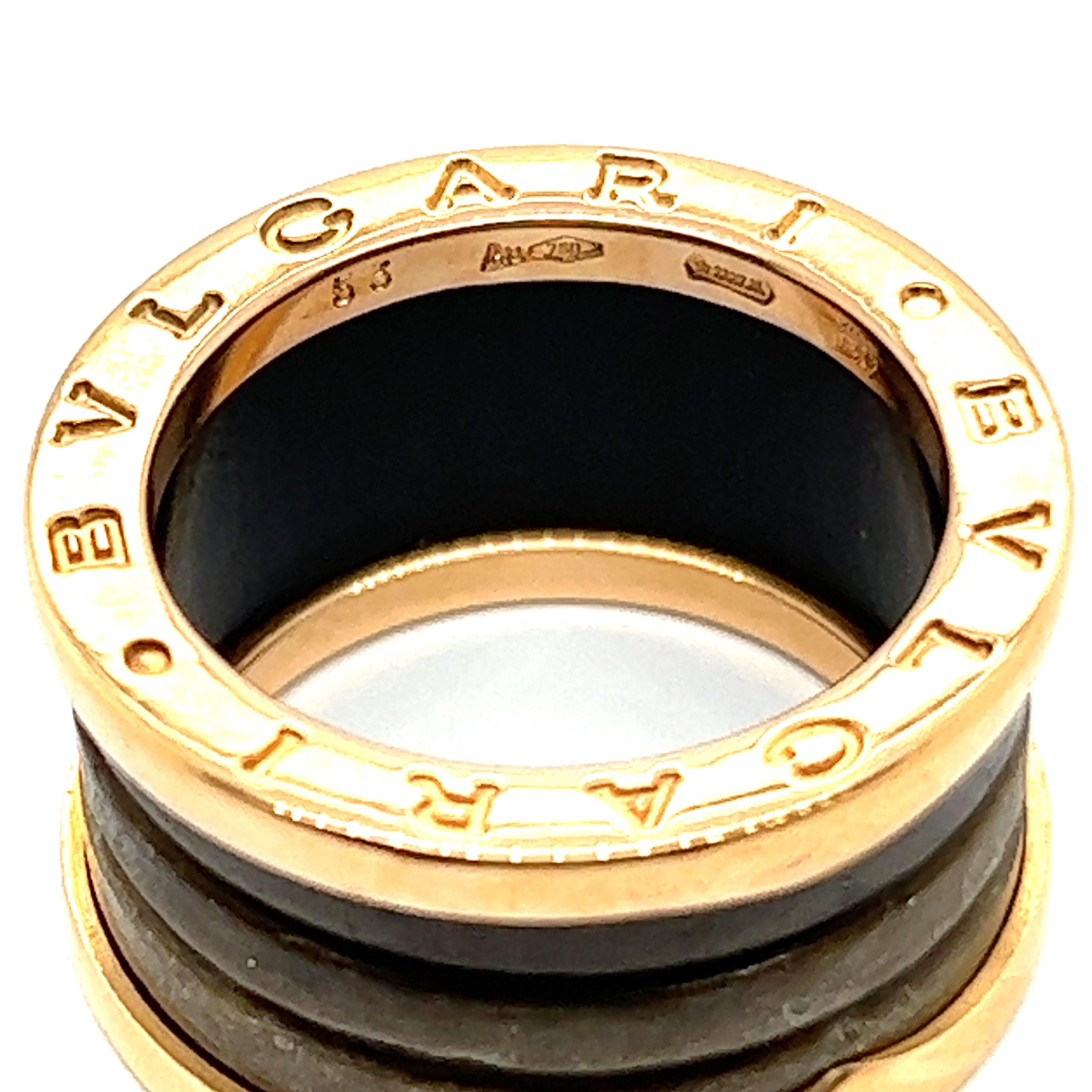 Bzero1 Ring with Agate by Bvlgari in 18 Karat Rose Gold For Sale 2
