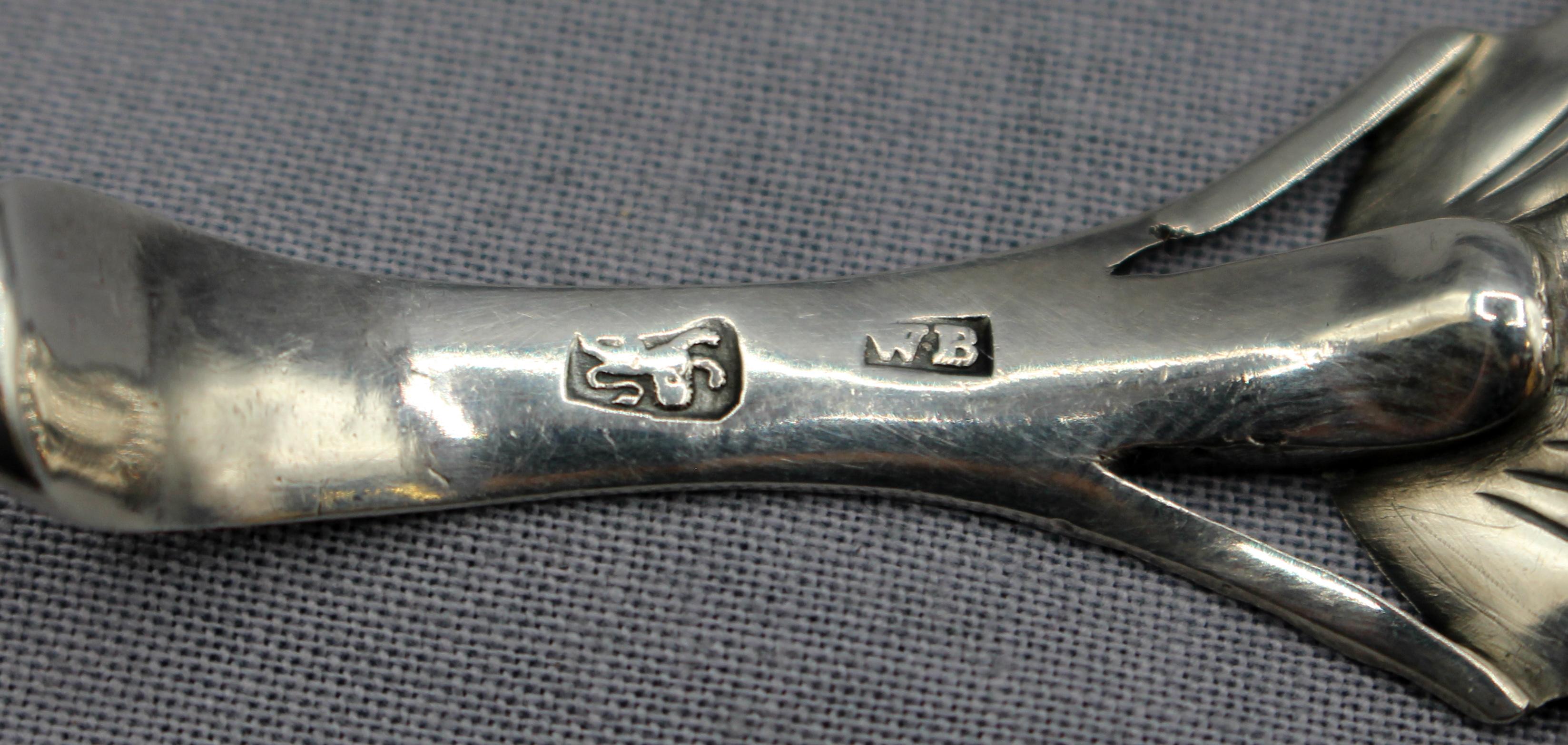 Inglese c. 1770-80 Cucchiaio da tè in argento sterling inglese in vendita