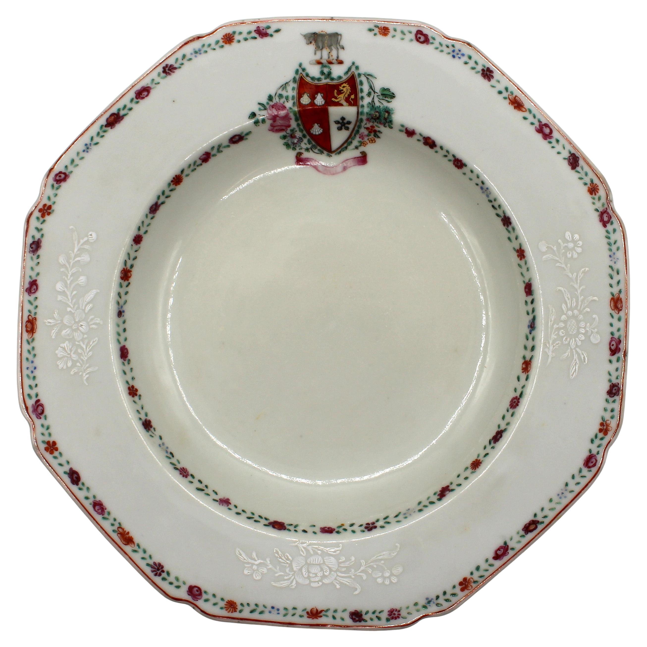 c. 1770 Chinesischer Export Porzellan Achteckiger Suppenteller im Angebot