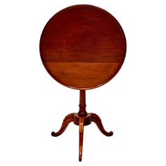 Antique c. 1790 American Mahogany Tilt-top Table with Dish Edging