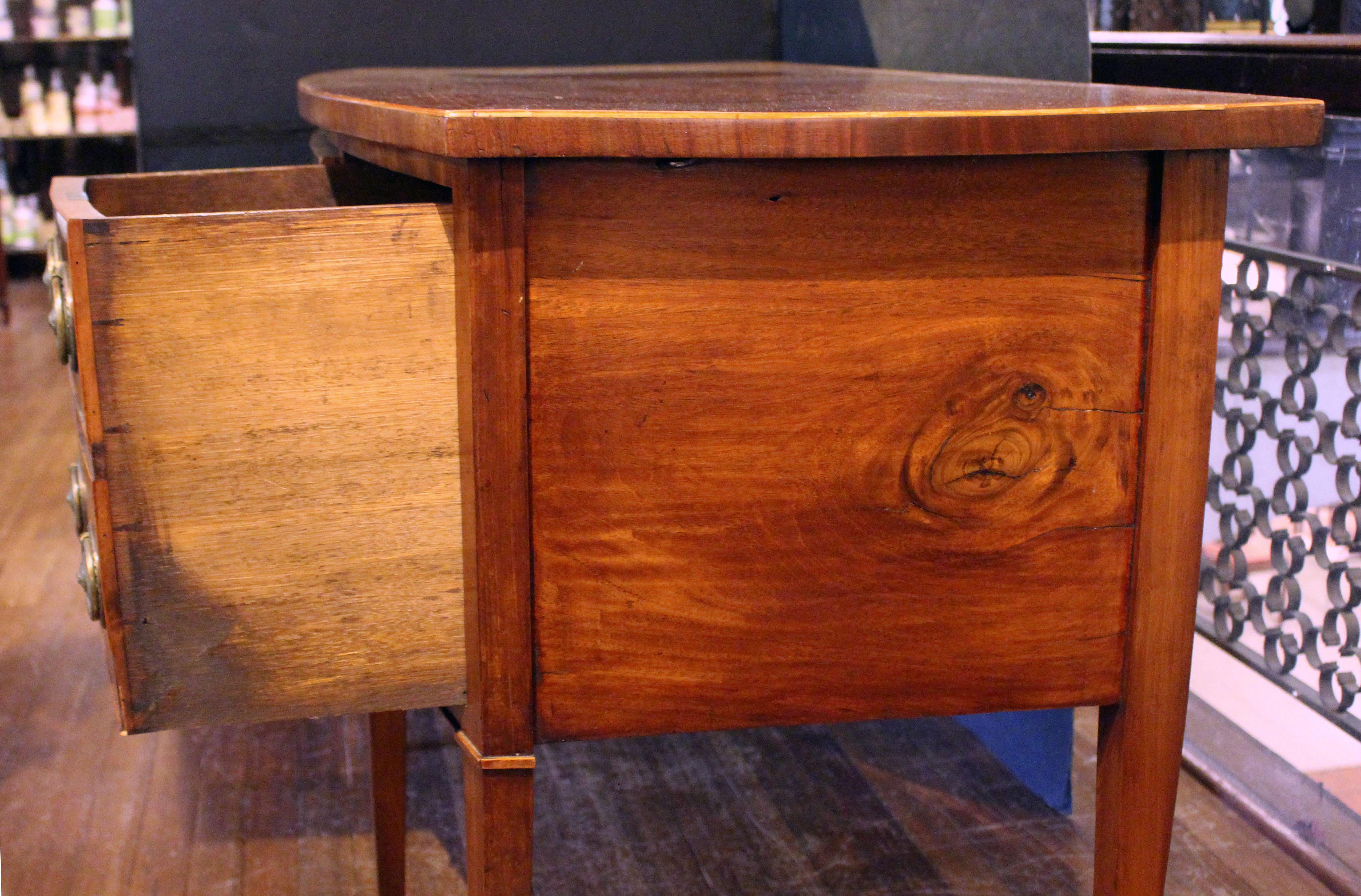 Neoclassico c. Credenza inglese di Giorgio III del 1790 in vendita