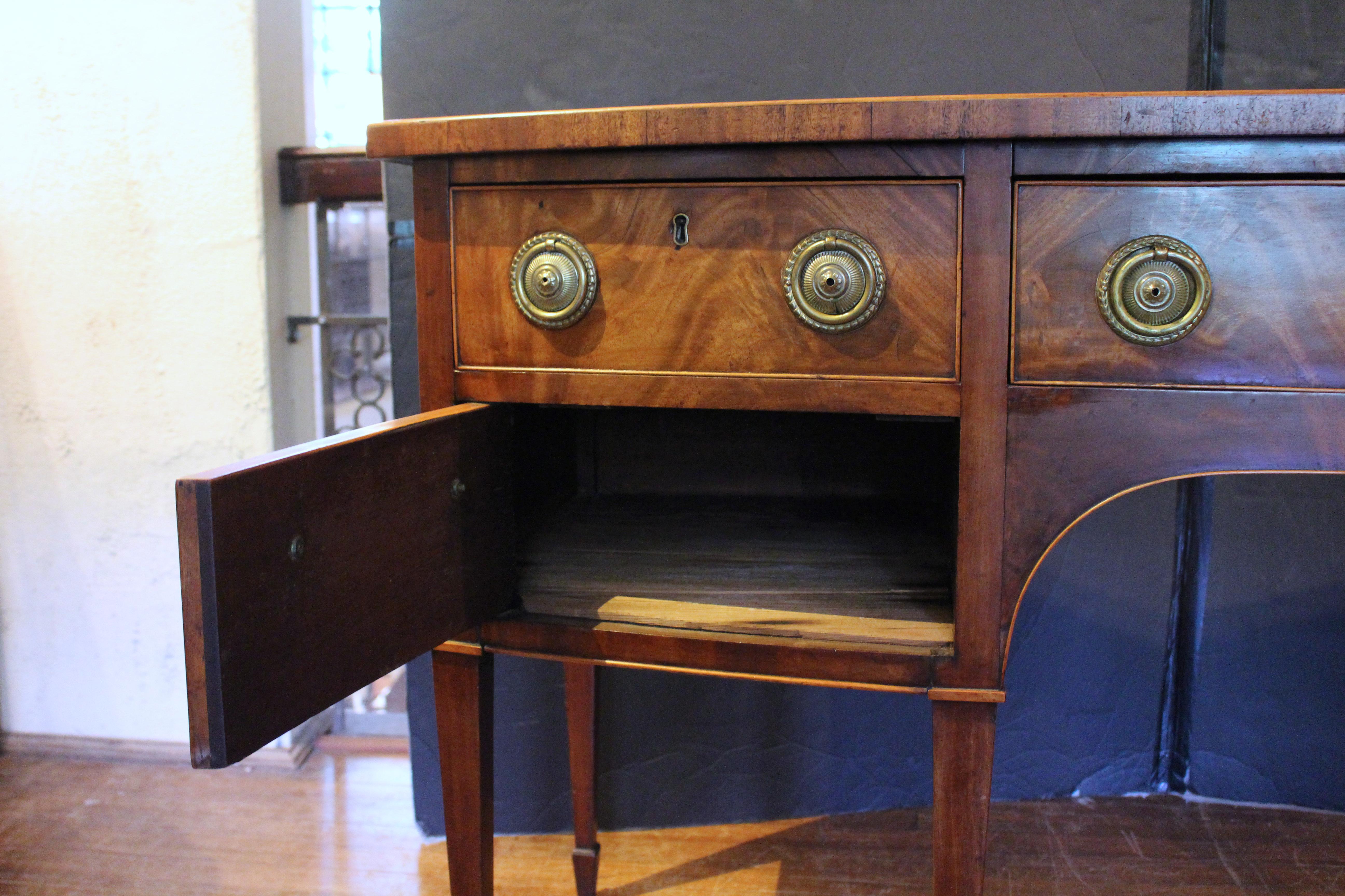 c. Credenza inglese di Giorgio III del 1790 In condizioni buone in vendita a Chapel Hill, NC