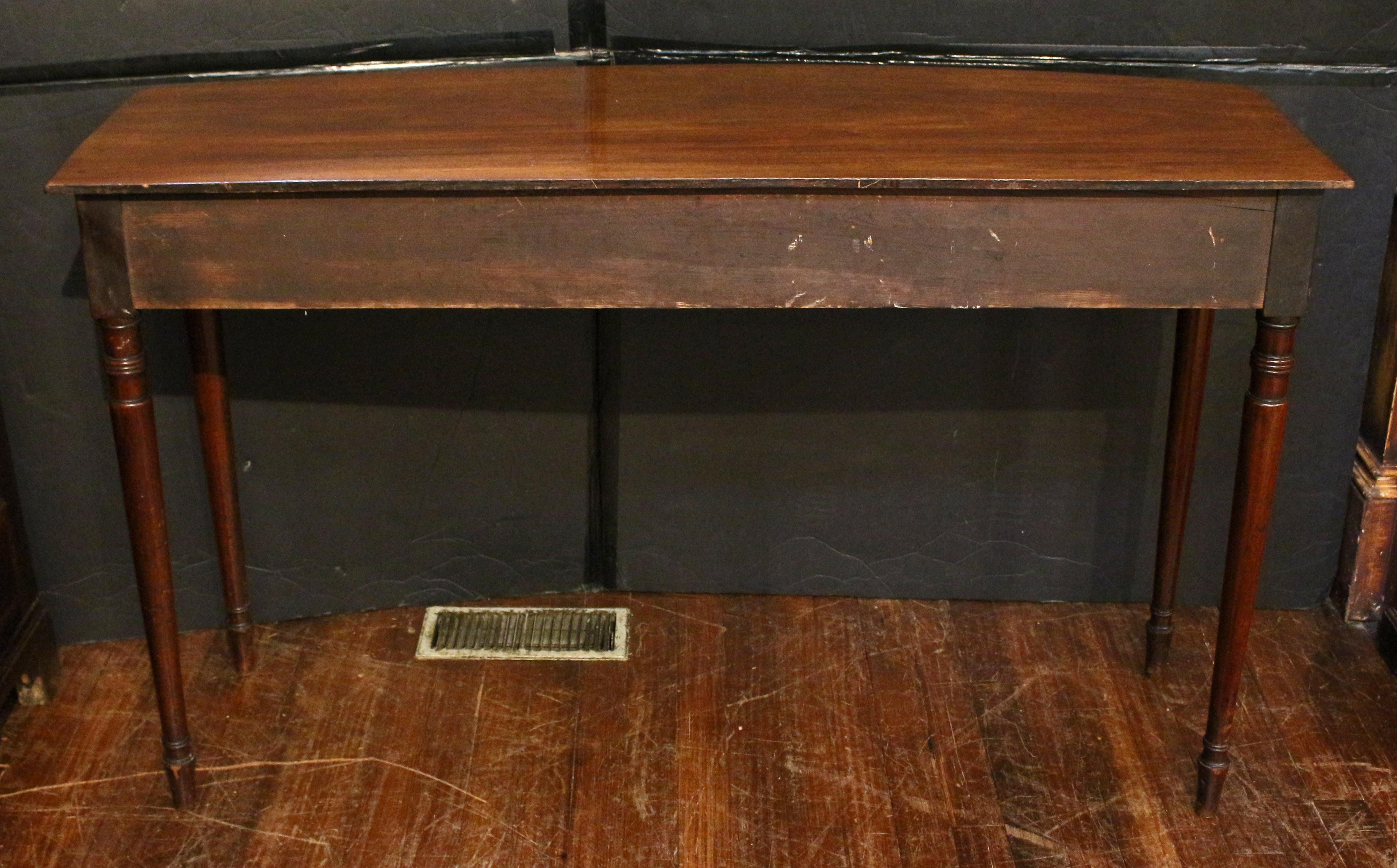 c. 1800-1810 English Early Regency Period 3-Drawer Console Table In Good Condition In Chapel Hill, NC