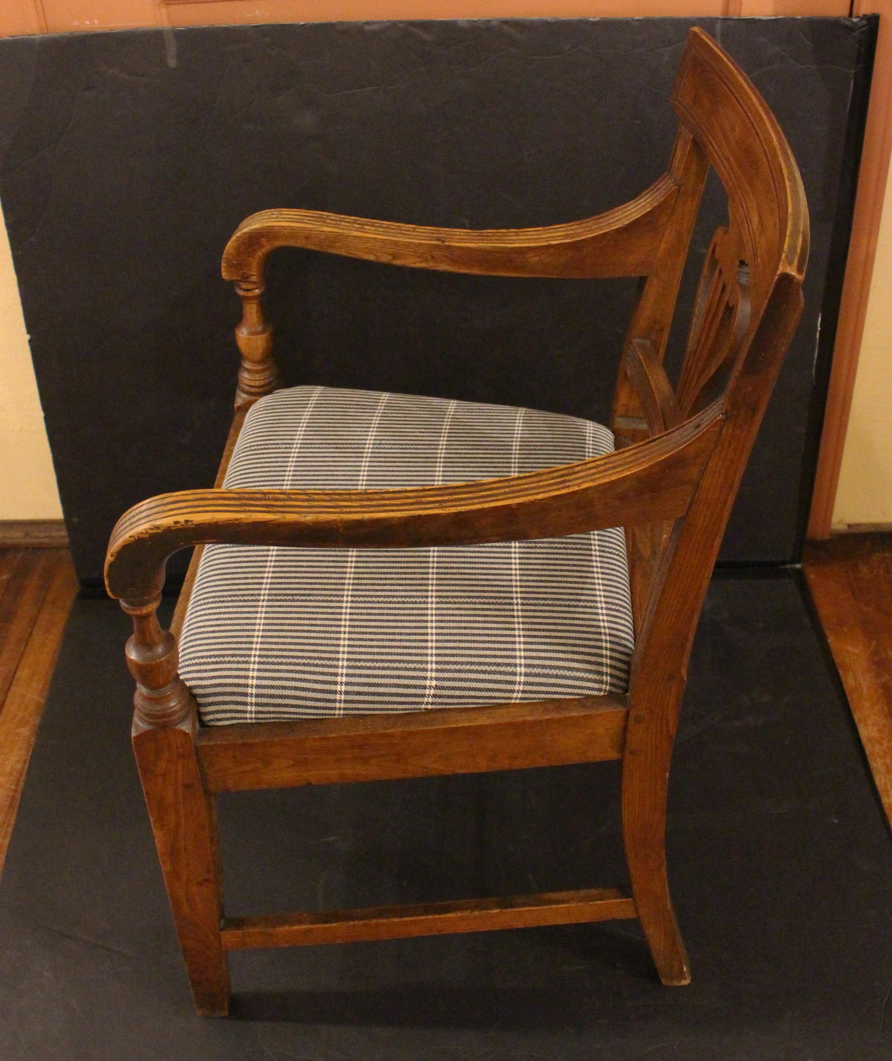 c. 1800-20 Silla de brazos inglesa de la época de la Regencia en Bueno estado para la venta en Chapel Hill, NC