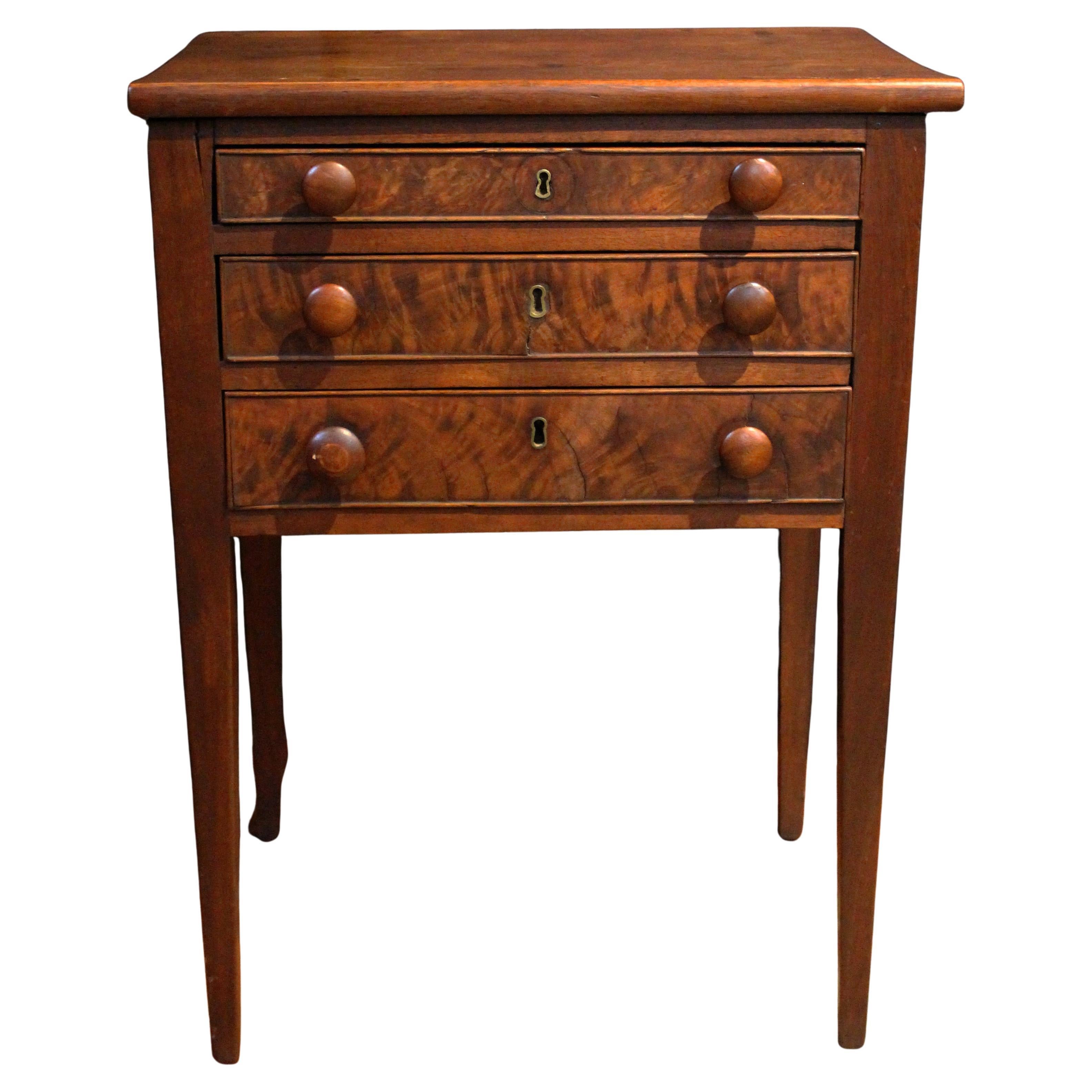 C. 1800 American Federal Period Side Table