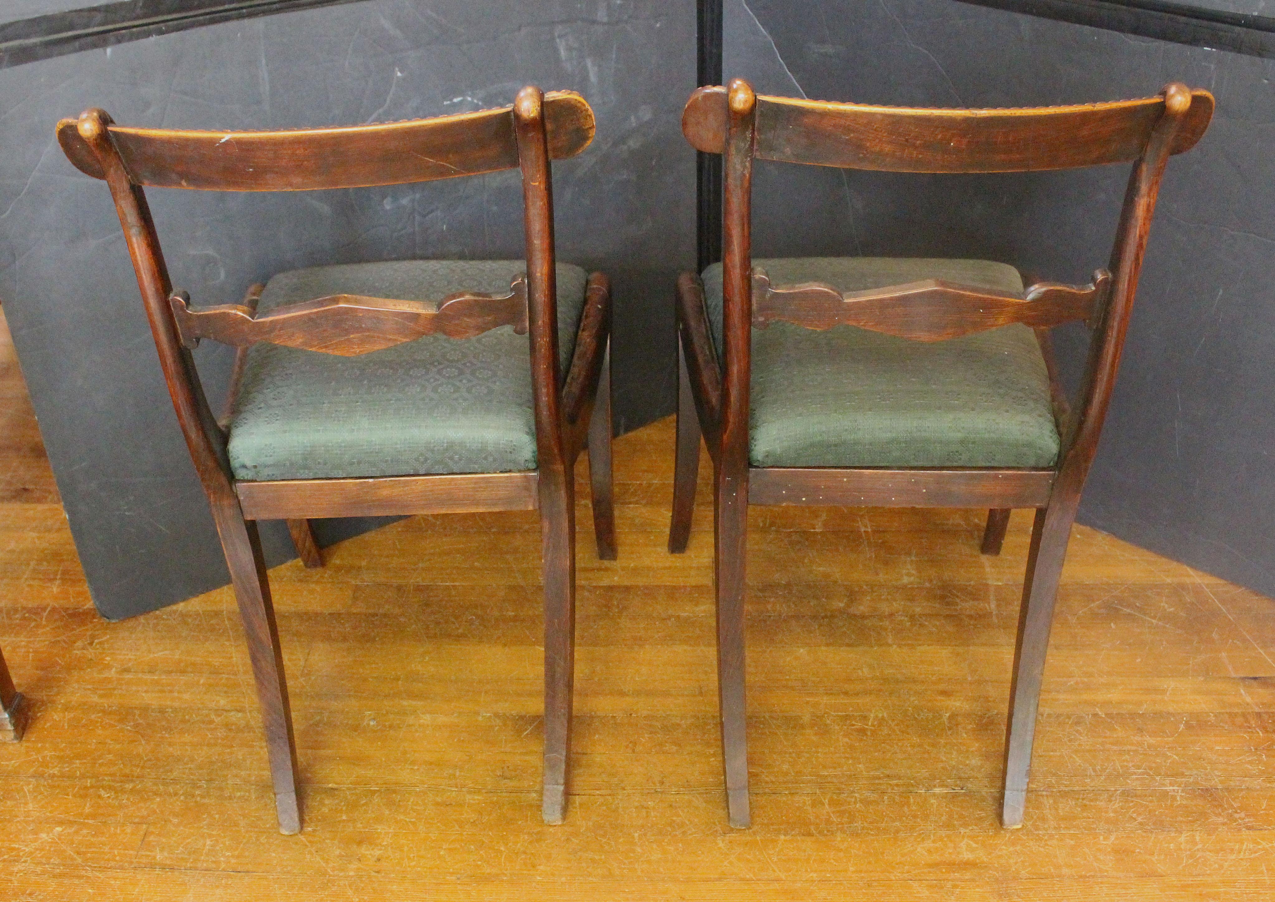 c. 1810 English Pair of Regency Side Chairs In Good Condition In Chapel Hill, NC
