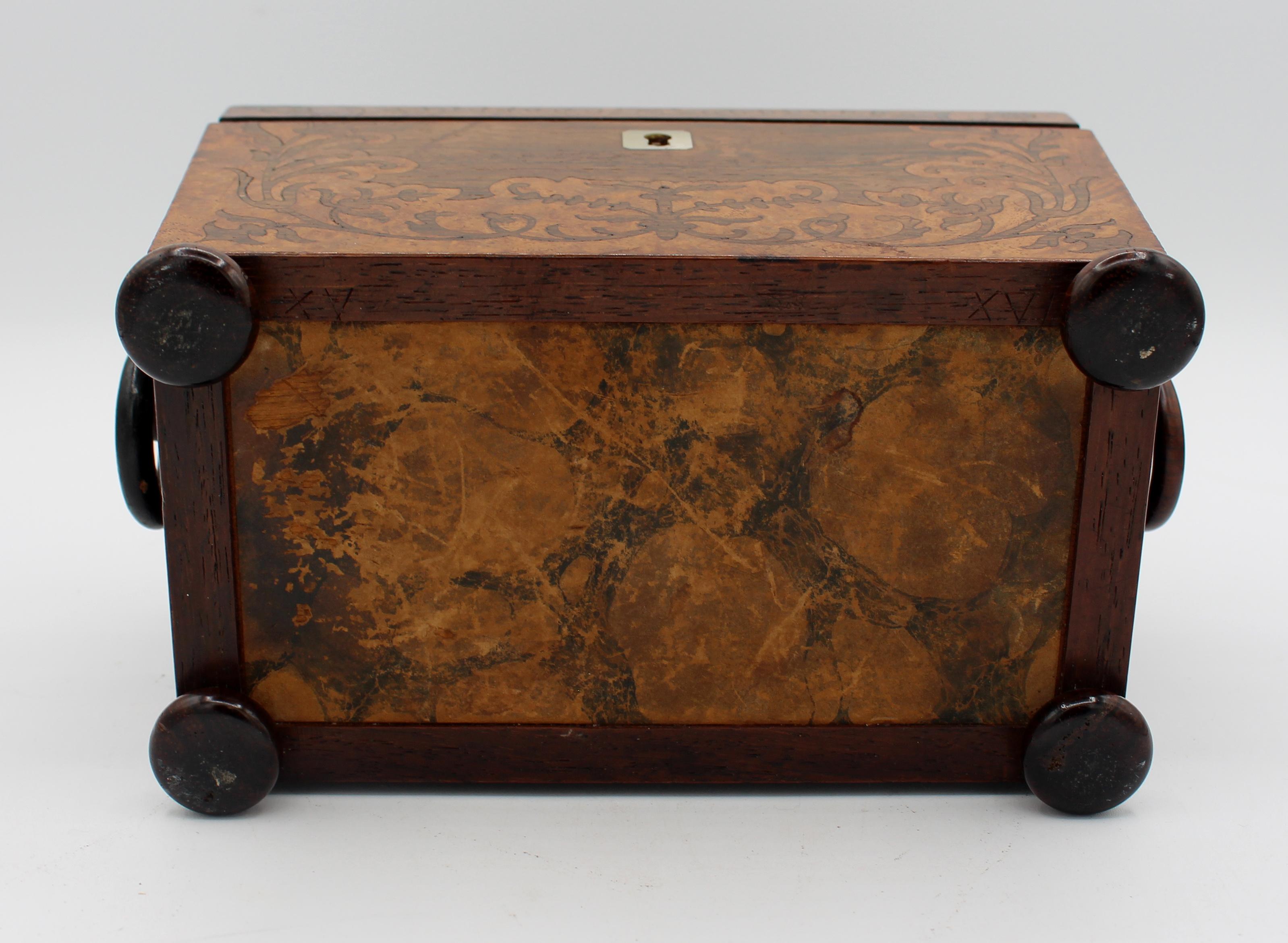 Boîte à thé anglaise en forme de sarcophage, vers 1820 1
