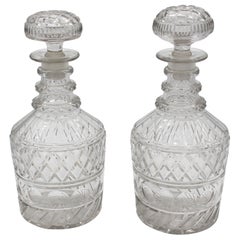 C. 1820 Coppia di decanter georgiani in vetro tagliato anglo-irlandese