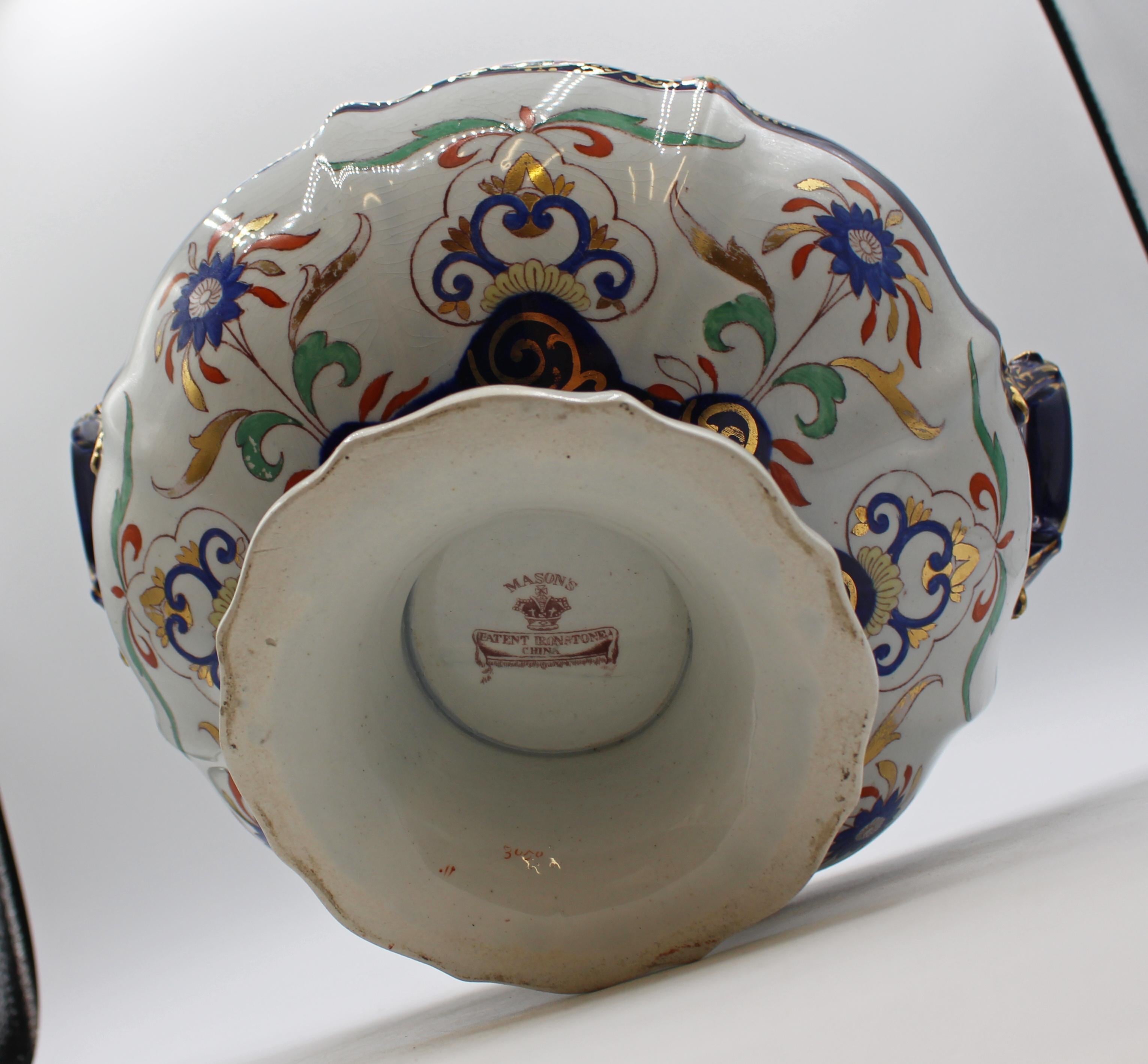 C. 1830-1850 Mason's Patent Ironstone China Soup Tureen For Sale 2