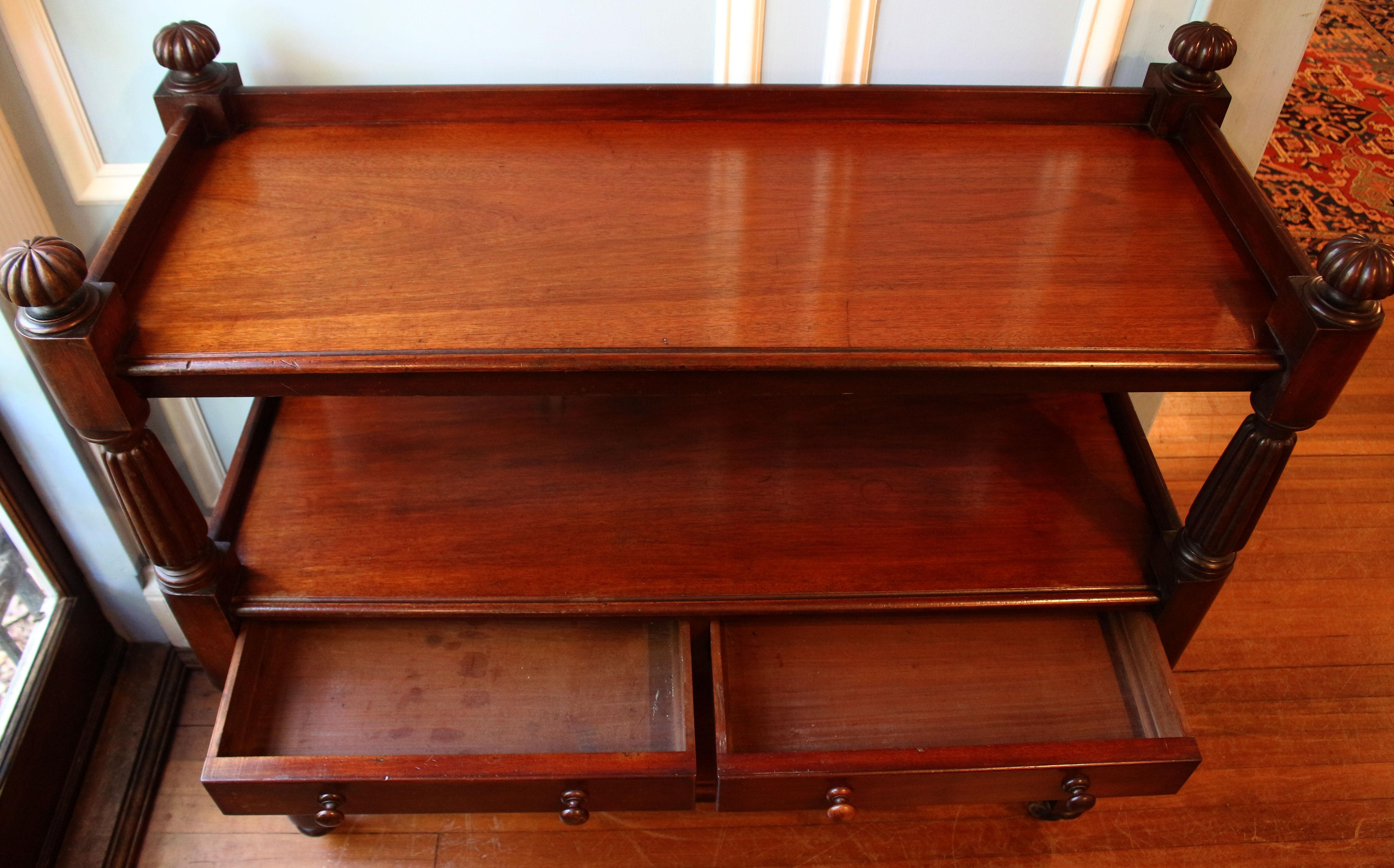 c. 1830s William IV English Butler's Serving Etagere In Good Condition For Sale In Chapel Hill, NC