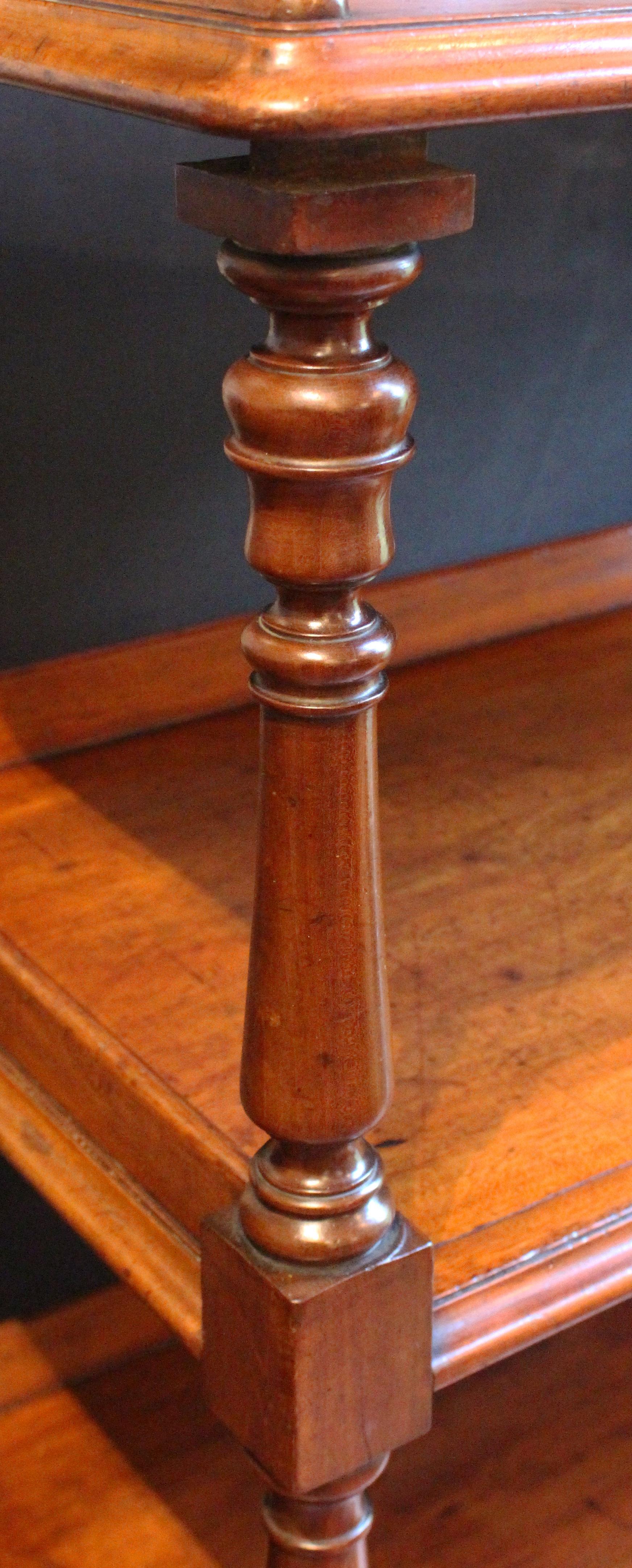 Wood c. 1835 English William IV Period Butler's Trolley Etagere or Dumbwaiter