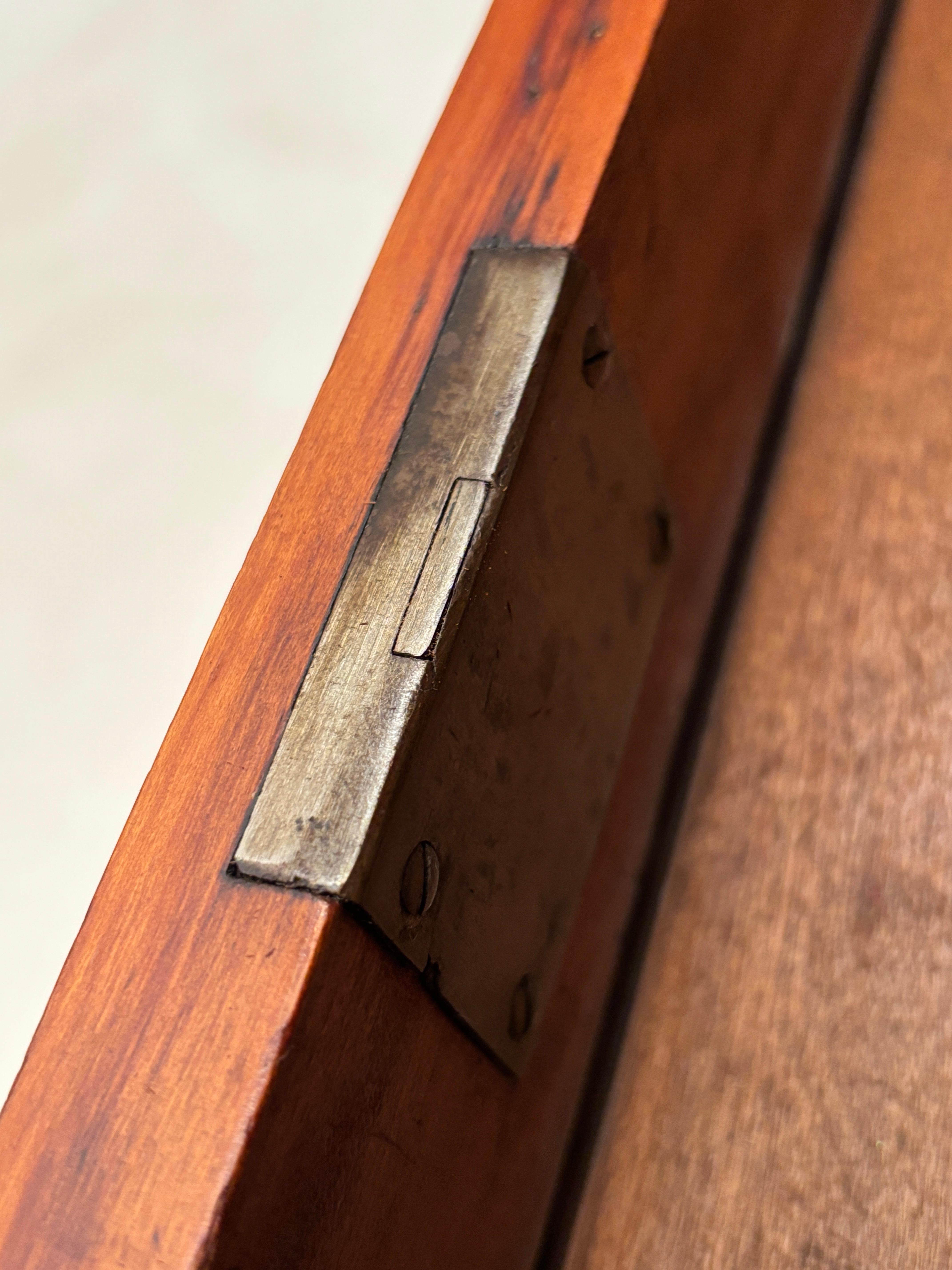 c. 1840-1850 Schreibtisch aus Südkirsche im Angebot 8