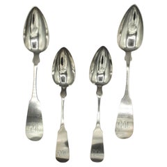 c. 1840-50 Juego de 4 cucharas de servir de plata acuñada de Bigelow & Brothers